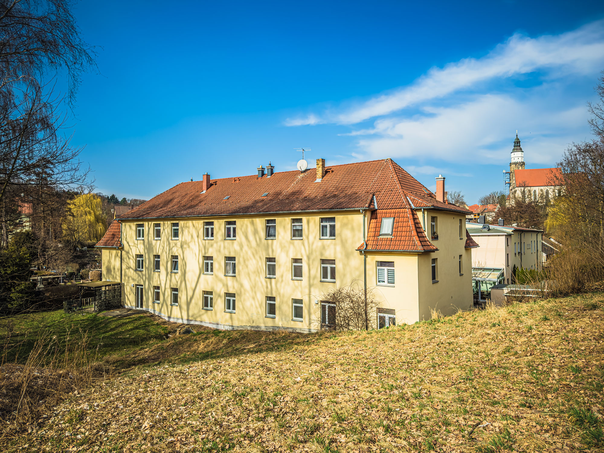 Rückseite des hinteren Hauses
