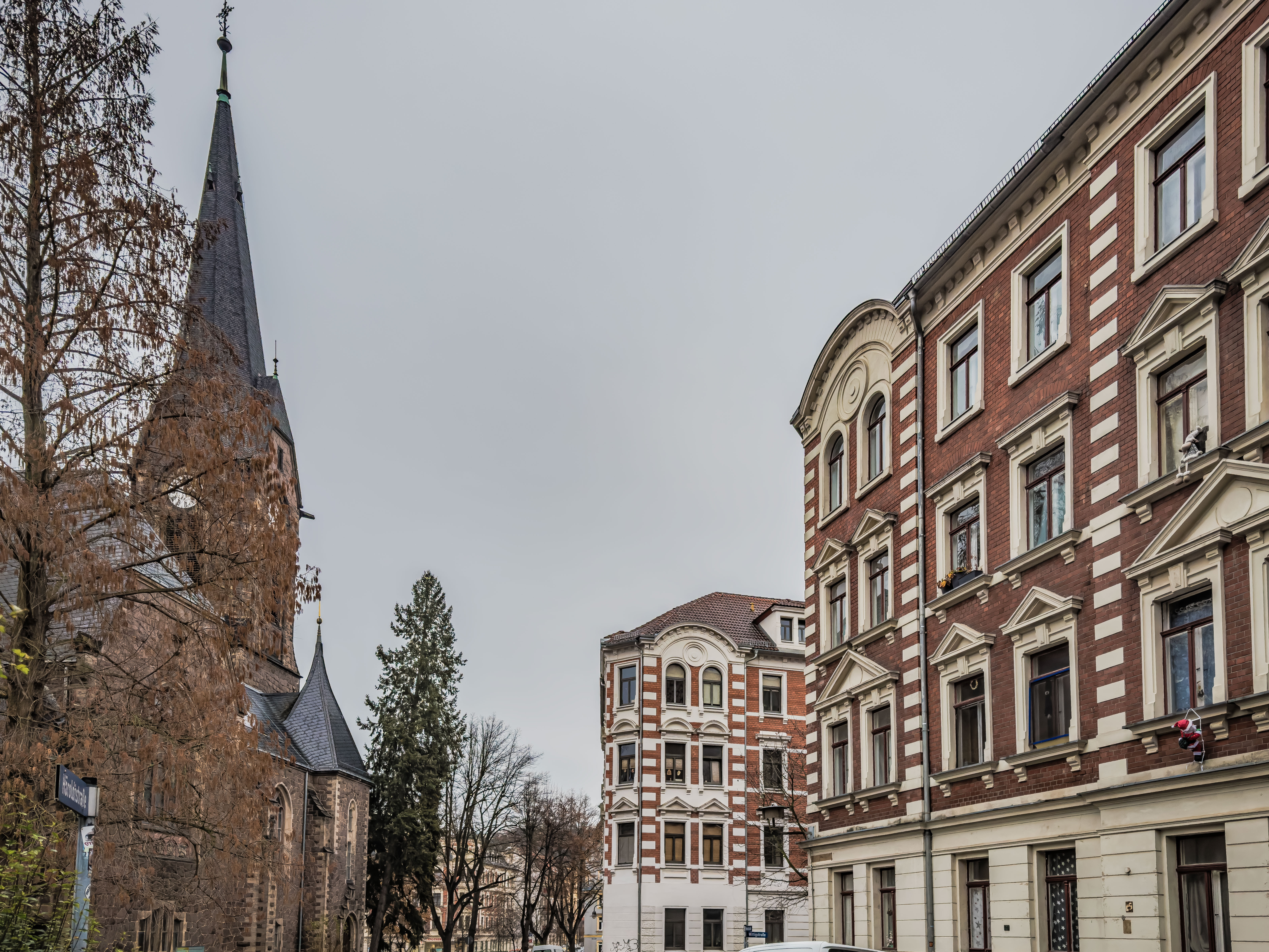 Haus mit Blick zur Kirche