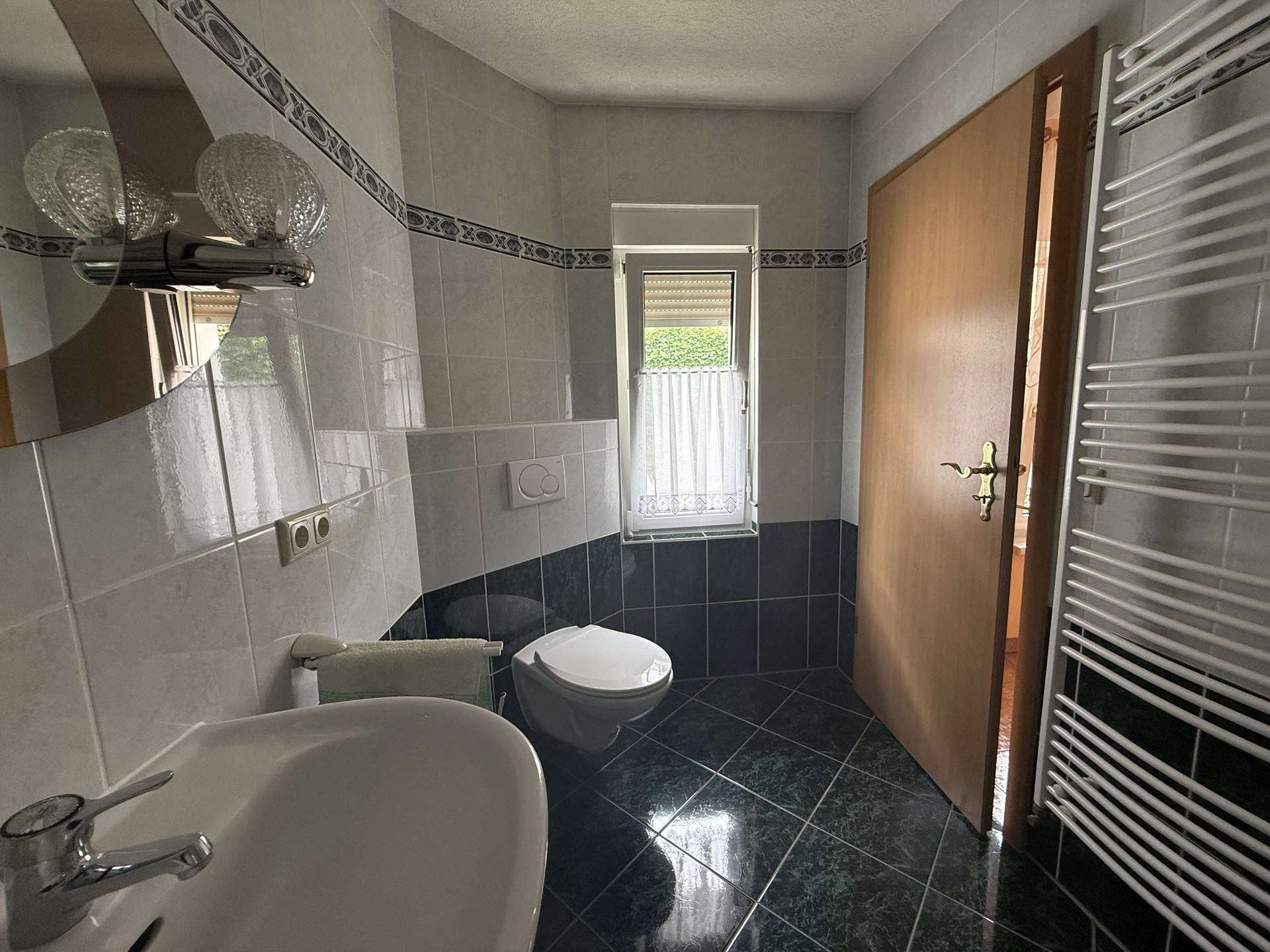 Wohn-und Geschäftshaus im Zentrum Golßens: Leben und Arbeiten unter einem Dach – Bild 3