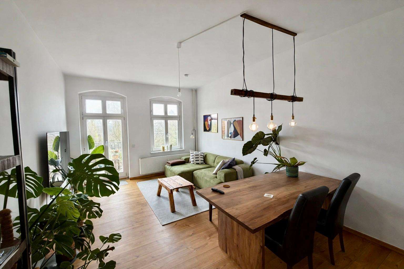 Bezugsfreie Wohnung mit Balkon in Toplage von Friedrichshain! – Bild 2
