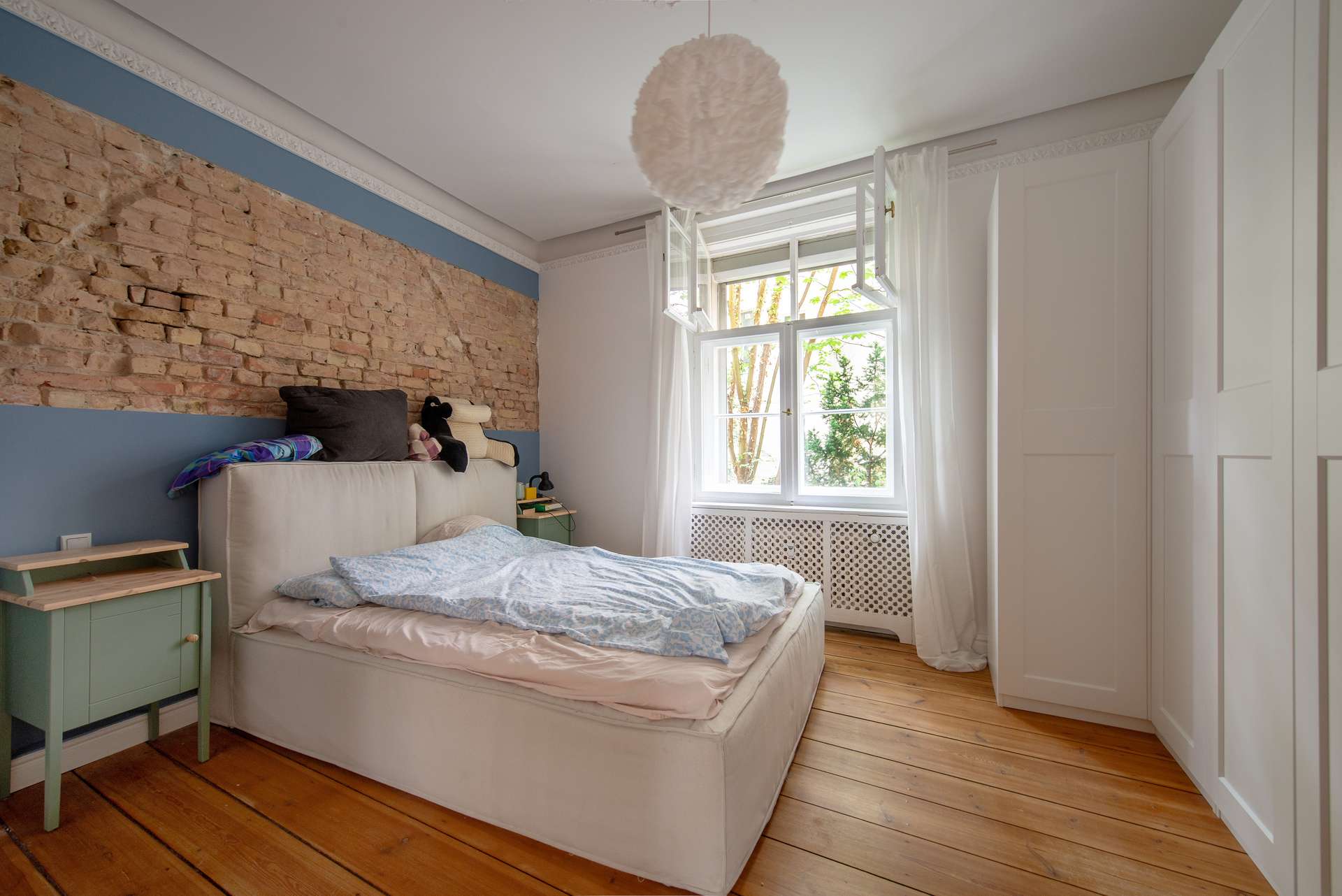 Stilvoll modernisierte Altbauwohnung mit Balkon am Stadtpark Steglitz - Bild 14