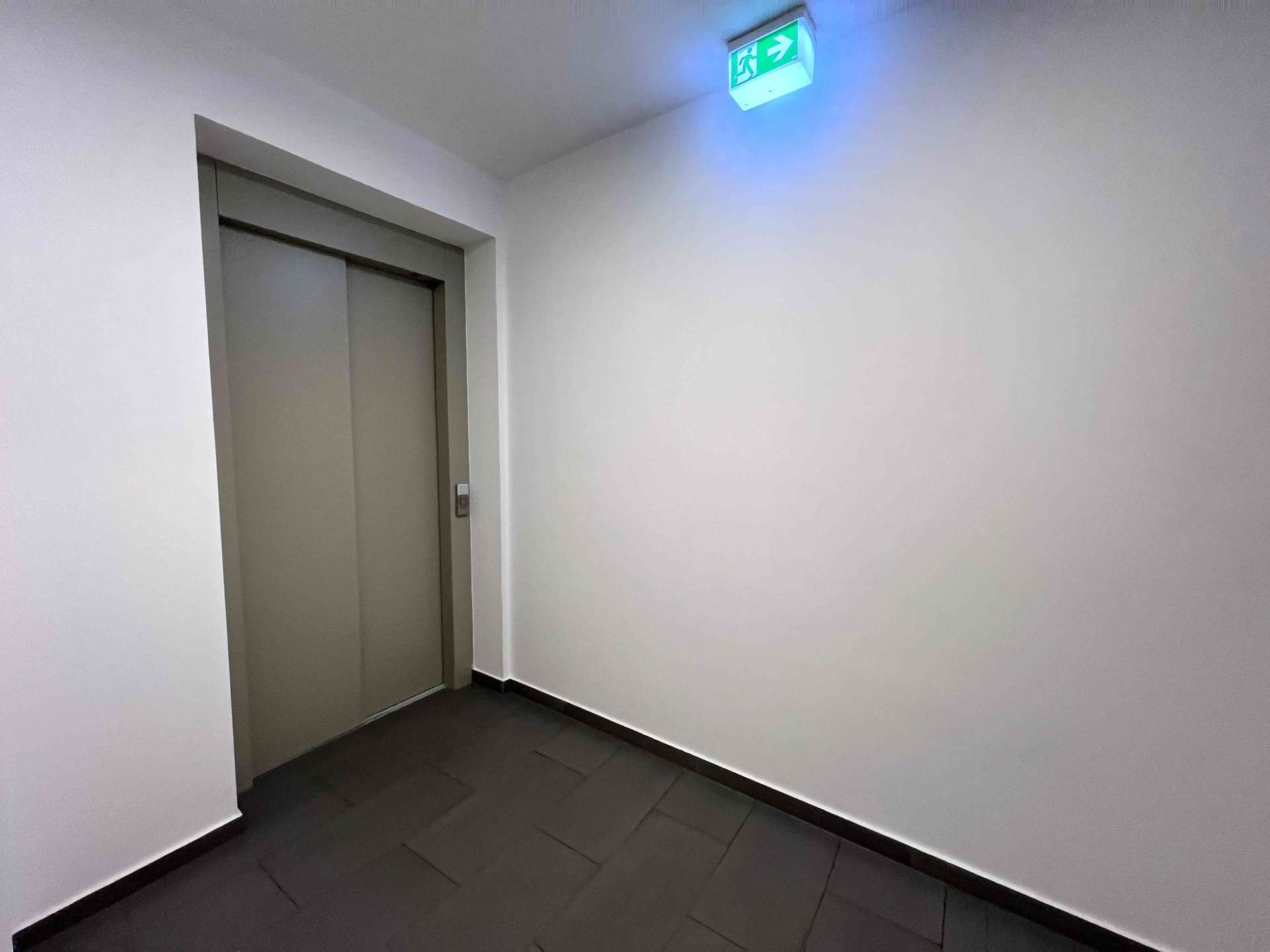Top-Investment in Heidelberg: Studentenwohnhaus & Bürogebäude mit Erweiterungsfläche in super Lage - Bild 9
