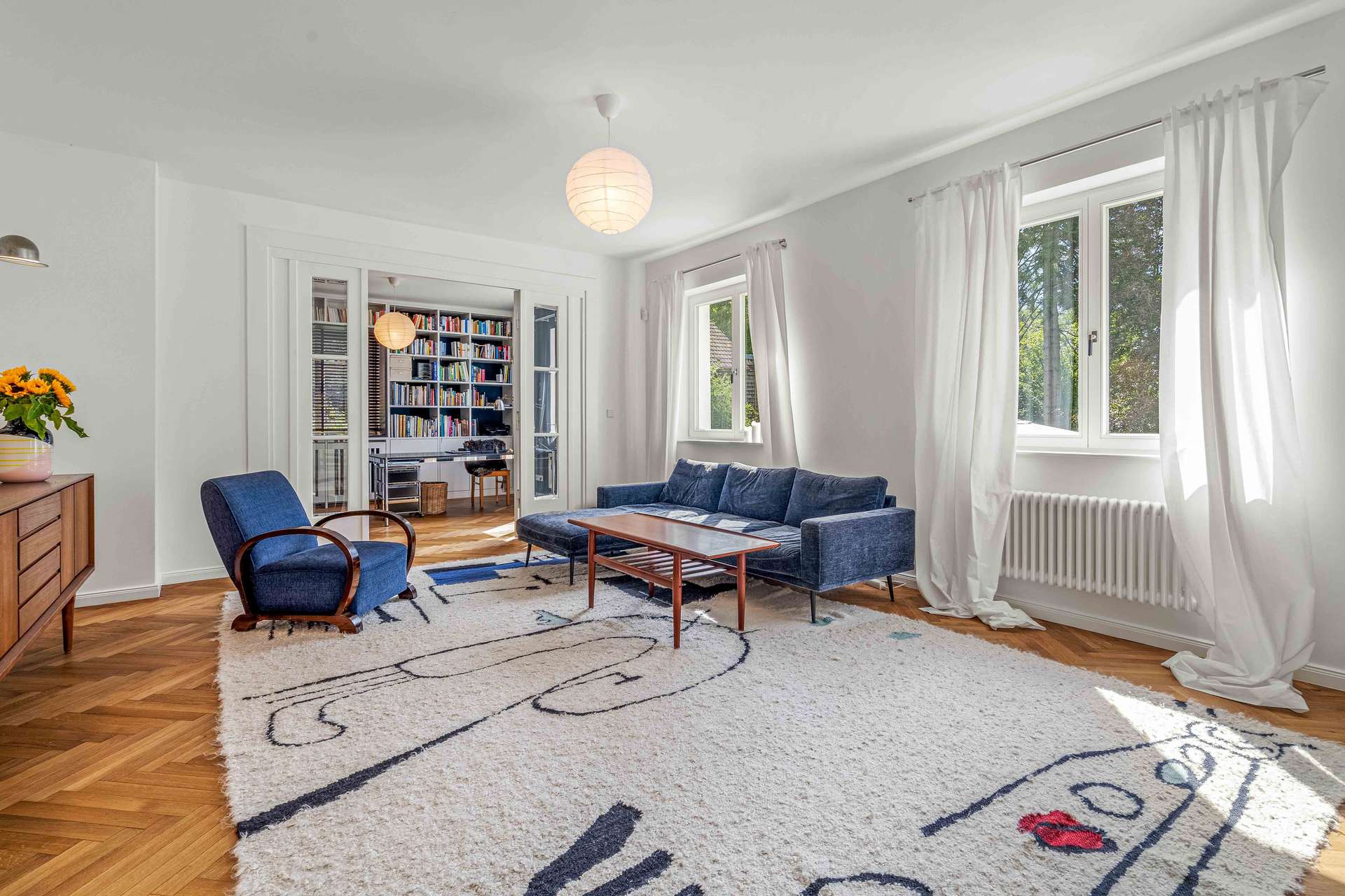 Architektenjuwel in Wassernähe: Einzigartiges Wohnen auf ca. 1.800 m2 Traumgrundstück – Bild 5