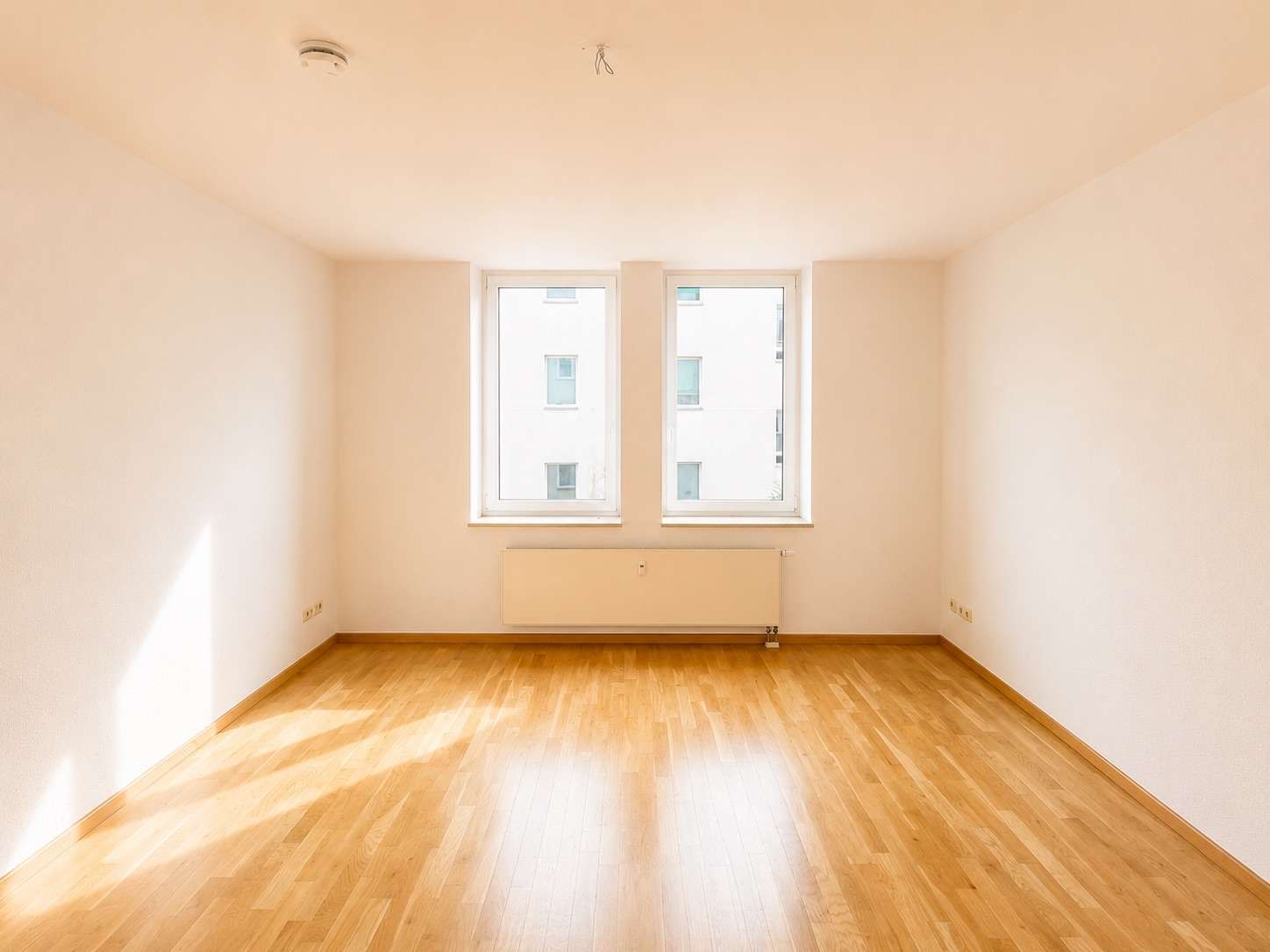 Lichtdurchflutete 2 Zi. Wohnung in Prenzlauer Berg - Aufzug, Balkon, EBK inklusive! - Bild 4