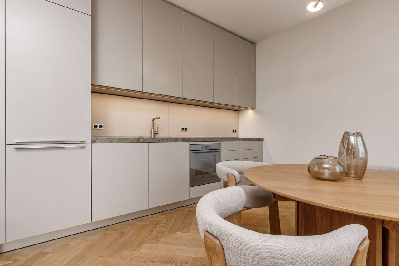 Exklusive 4-Zimmer-Wohnung mit hochwertiger Möblierung - Bild 19