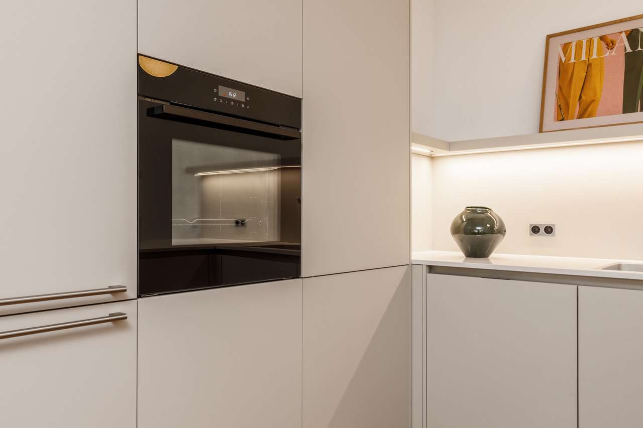 Jetzt handeln: Die letzte Luxuswohnung, in unmittelbarer Nähe zum Kurfürstendamm, wartet auf dich. - Bild 23