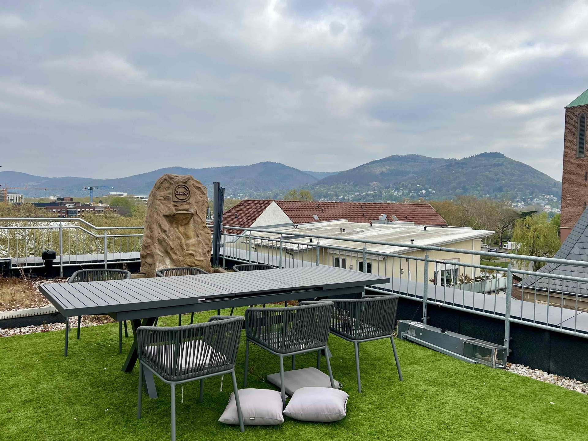 Top-Investment in Heidelberg: Studentenwohnhaus & Bürogebäude mit Erweiterungsfläche in super Lage - Bild 10