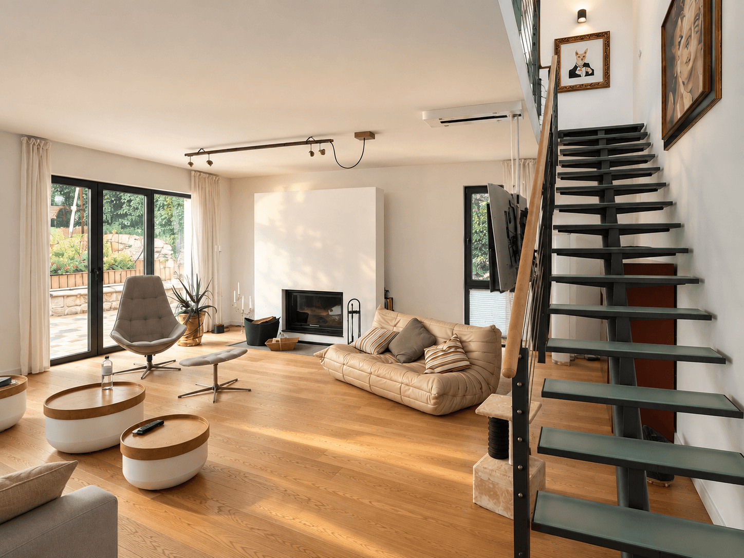 Villa in Topzustand und bester Lage! Luxuriös, modern, 9 Zimmer, Pool, Kamin, Sauna uvm. - Bild 15