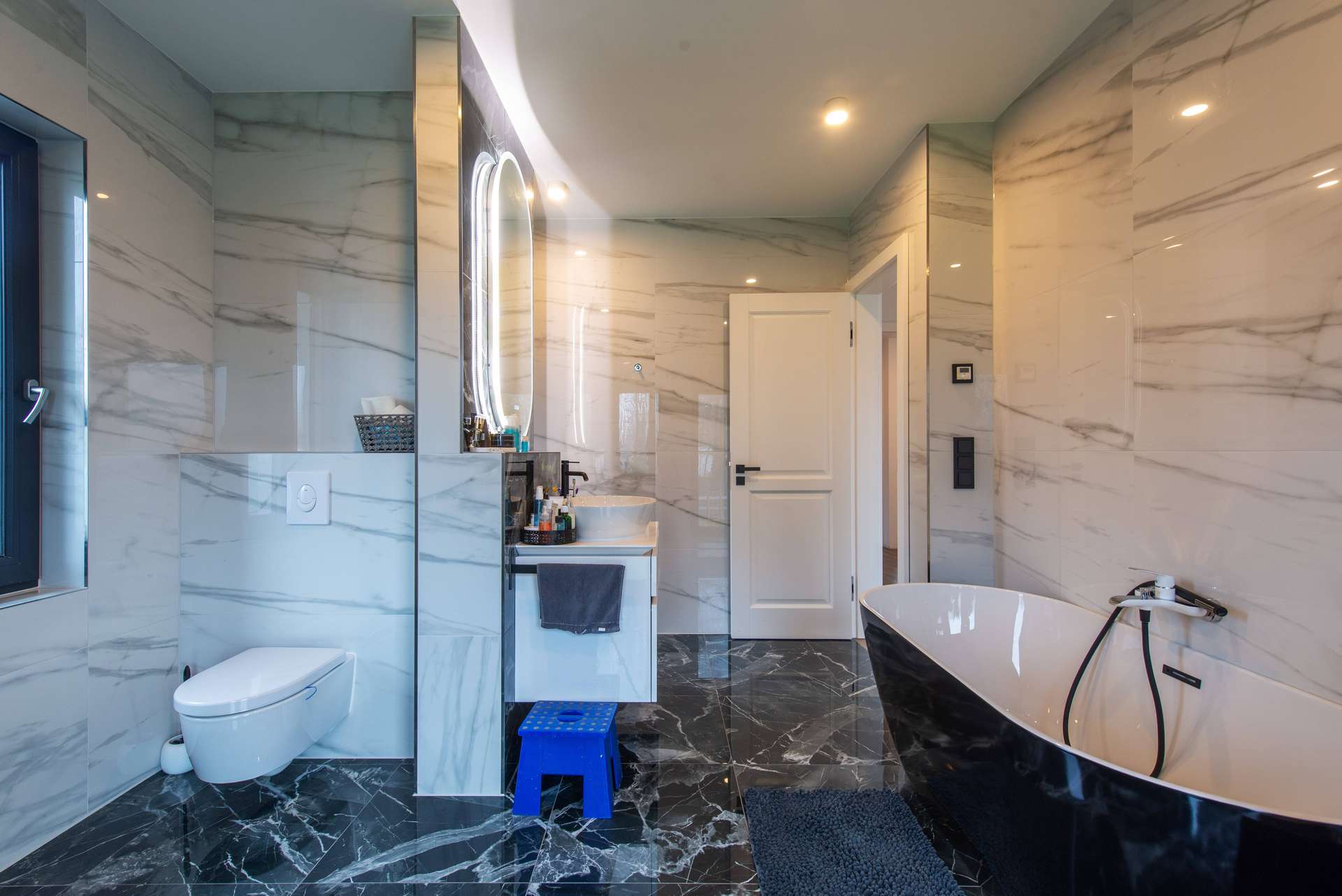 Purer Luxus! Exklusive Architektenvilla am Havelkanal bietet alles, was das Herz begehrt! – Bild 11