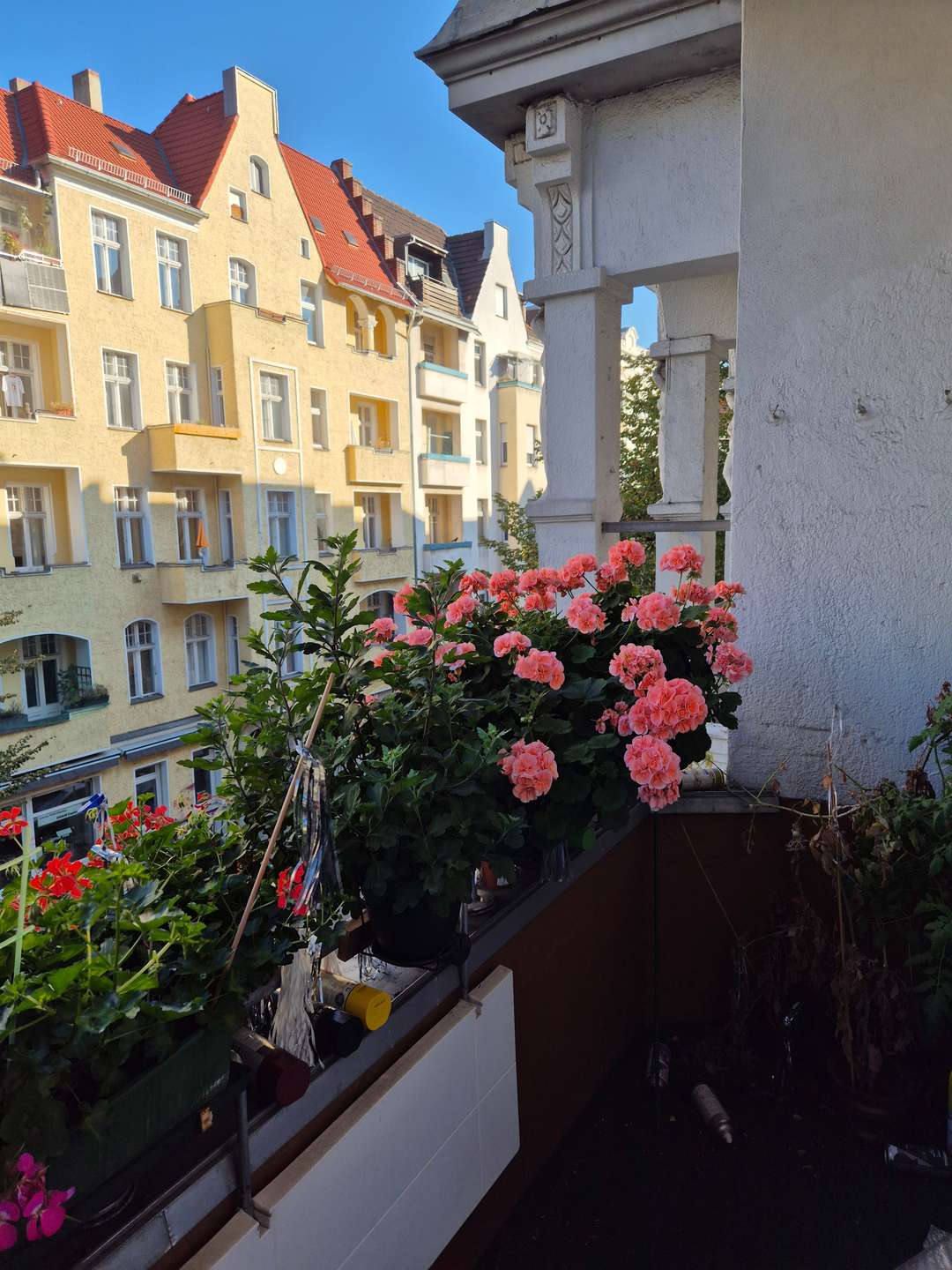 Altbauwohnung mit Balkon in zentralster Neuköllner Lage nähe Tempelhofer Feld - Bild 4