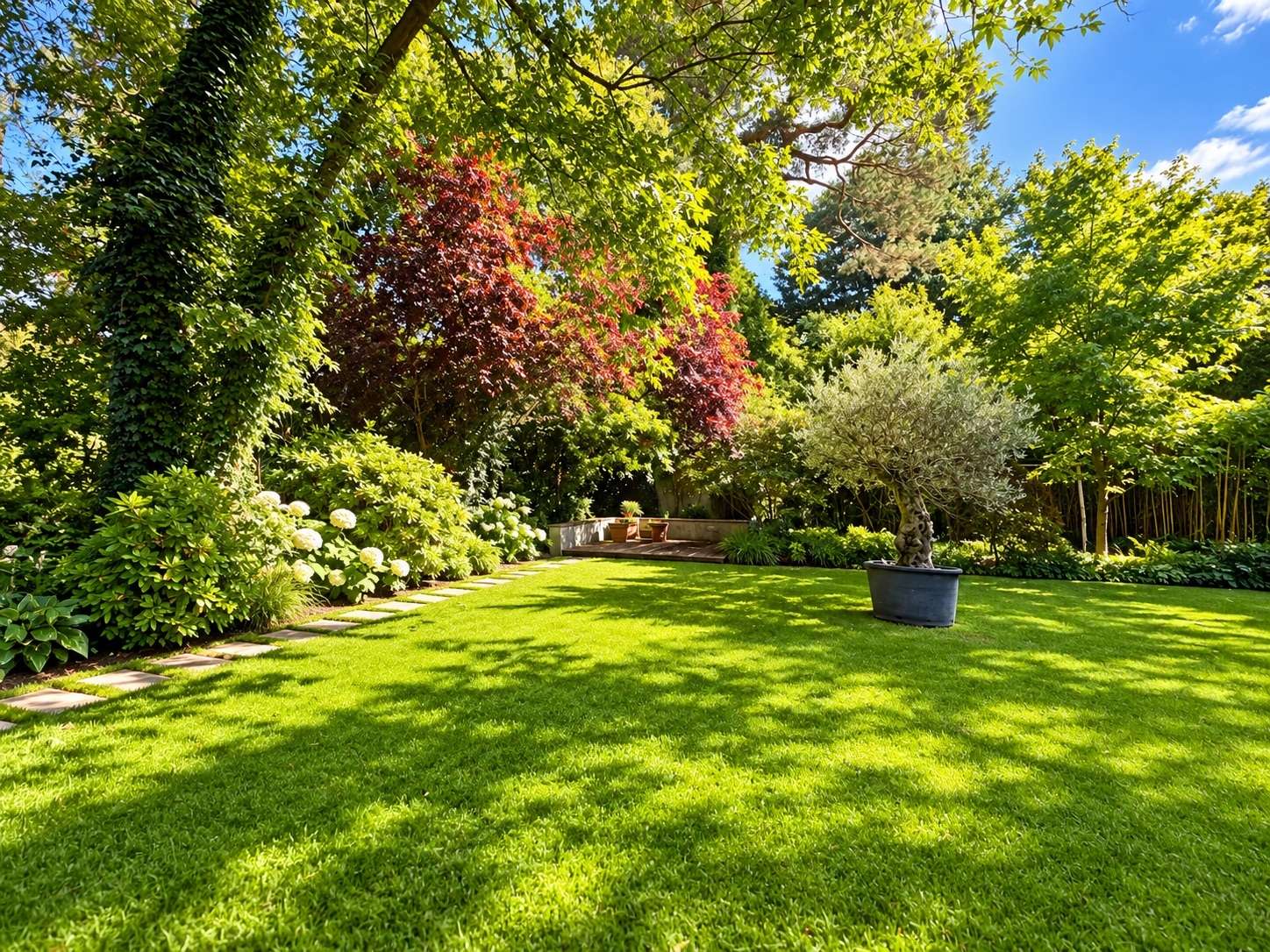 Haus im Haus! Einzigartiger Luxus mit Privatgarten: 6 Zi., Kamin uvm. in Bestlage - Bild 19
