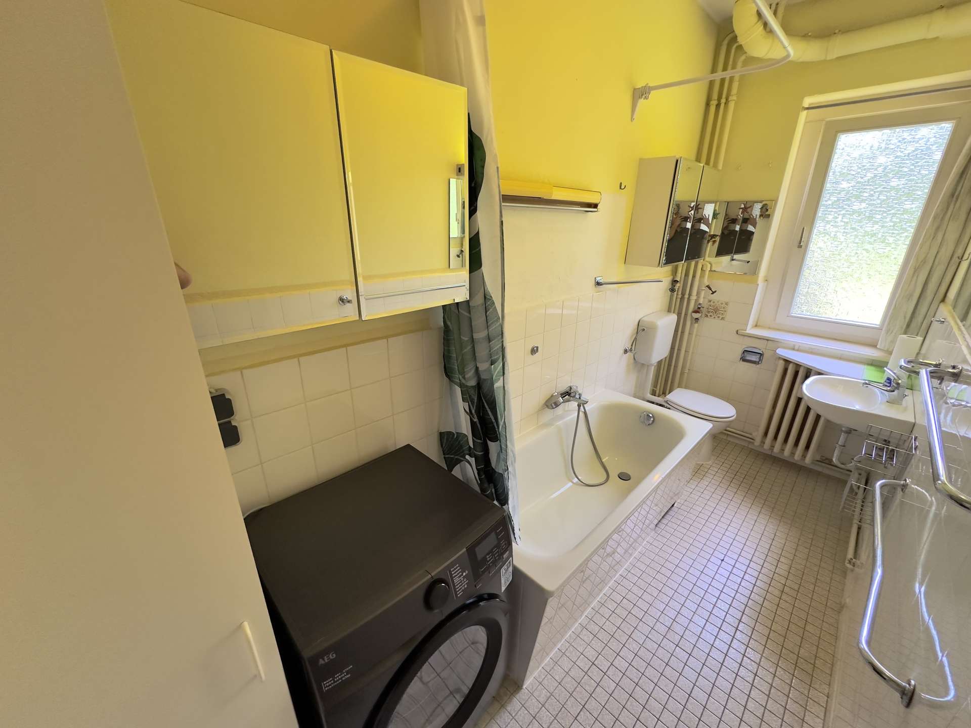 Charmante 3-Zimmer-Altbauwohnung mit 3 m Deckenhöhe & grünem Innenpark in Berlin – Bild 6
