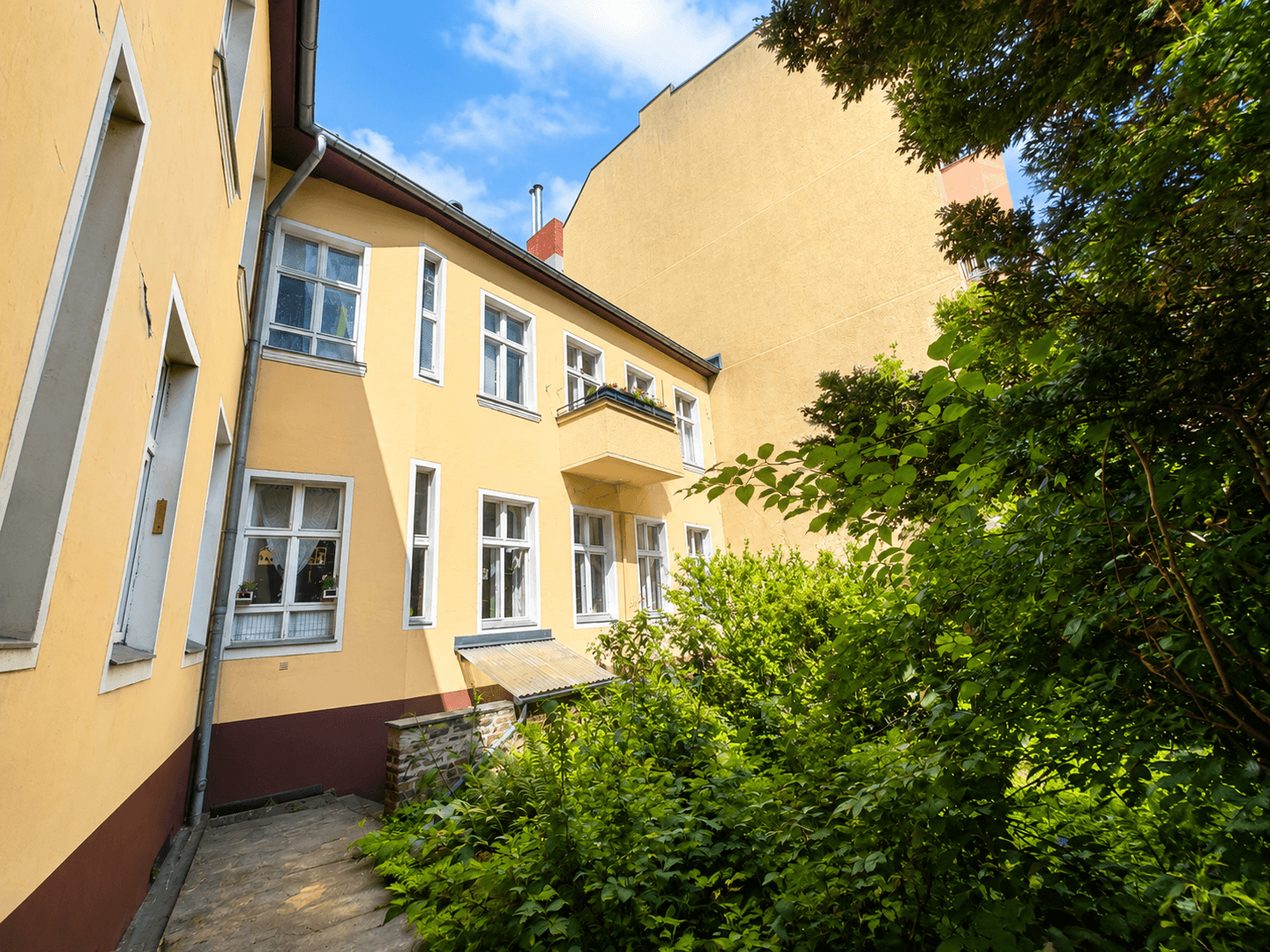 Renditeträchtiges Mehrfamilienhaus mit erheblichem Entwicklungspotenzial in begehrter ruhiger Lage. - Bild 7
