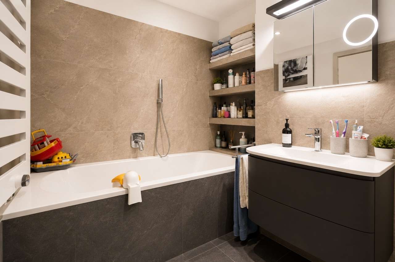 Großzügige 4-Zimmer Wohnung mit ruhigem Sonnenbalkon Nahe Kurfürstendamm - Bild 8