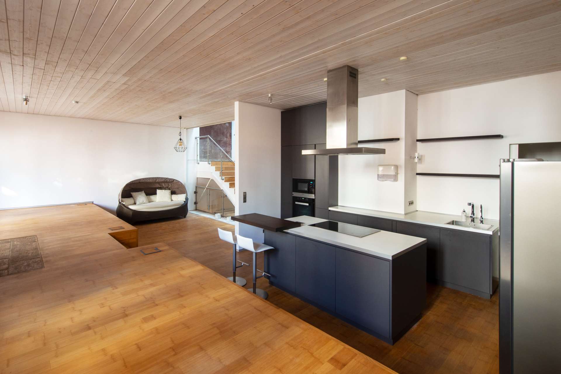 Historische Remise mit exklusivem Flair und Dachterrasse – im ruhigen Innenhof von Berlin-Mitte - Bild 3