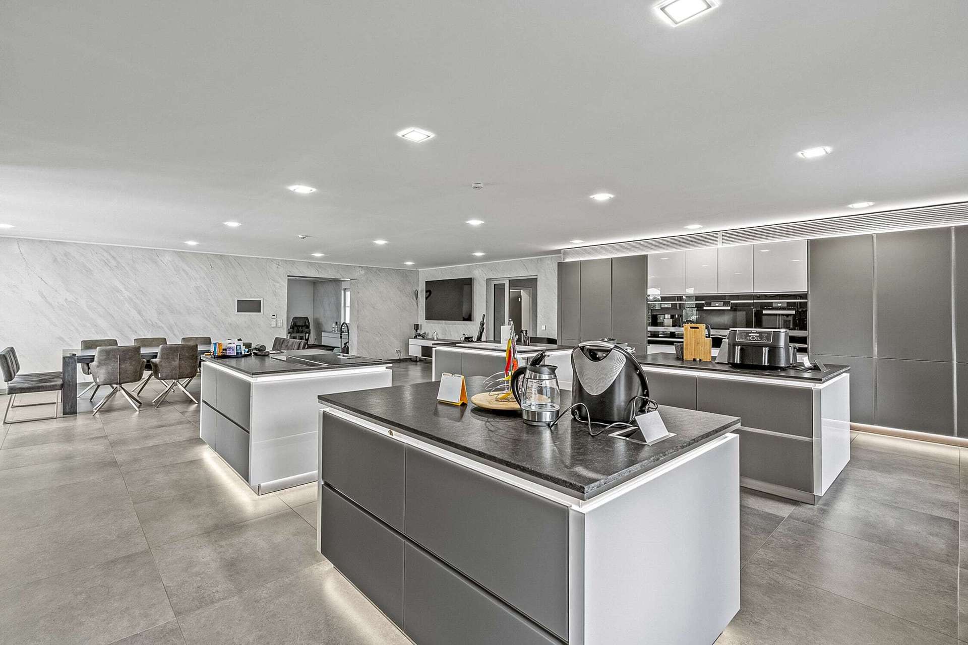 Exklusives Immobilie-Ensemble! Top-Investment & Eigennutzung im Berliner Speckgürtel – Bild 4