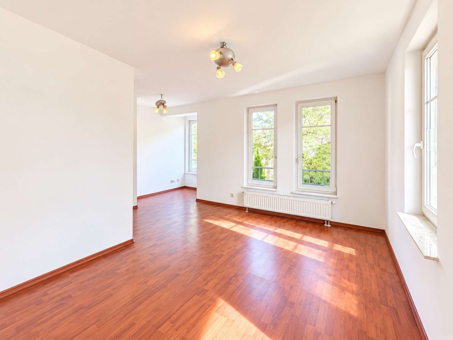 Ein Zuhause mit Charakter – Große Villa mit traumhaftem Garten auf ca. 900 m² Grundstück in Potsdam - Bild 5