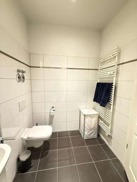 BEZUGSFREI: Modernisierte Altbauwohnung mit Aufzug in Kreuzkölln – ideal für Eigennutzer & Anleger - Bild 5
