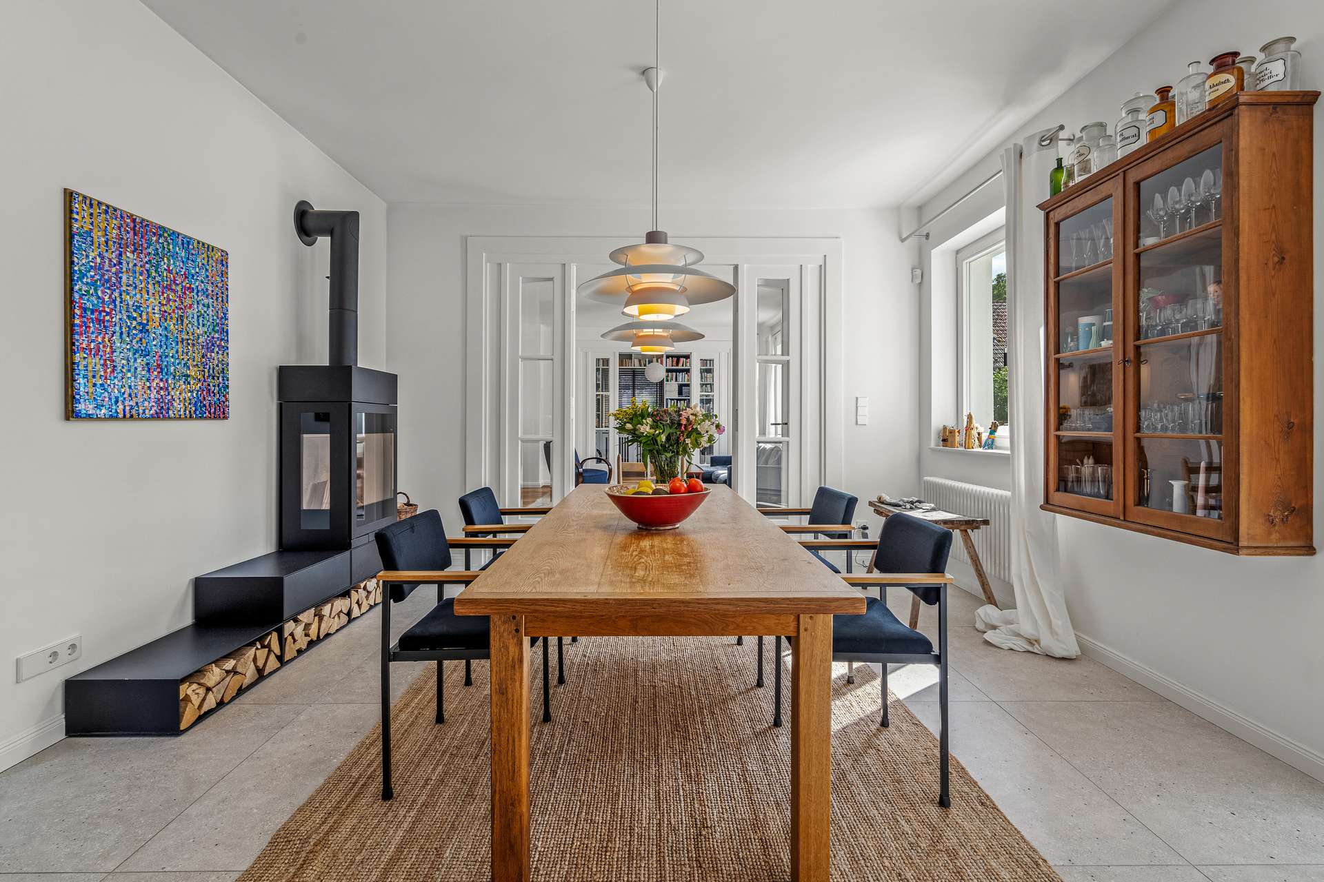 Architektenjuwel in Wassernähe: Einzigartiges Wohnen auf ca. 1.800 m2 Traumgrundstück – Bild 3