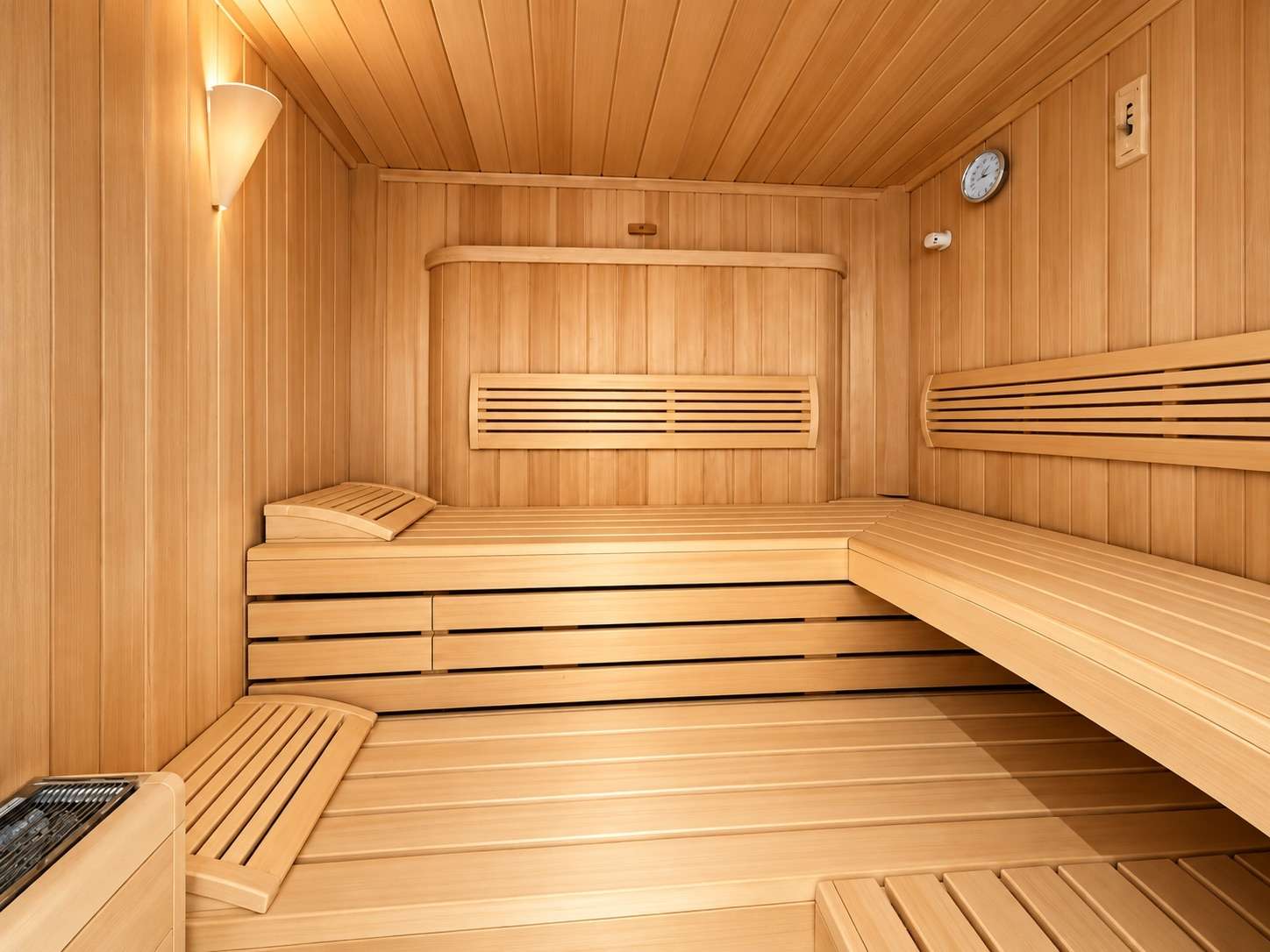Haus im Haus! Einzigartiger Luxus mit Privatgarten: 6 Zi., Kamin uvm. in Bestlage - Bild 22