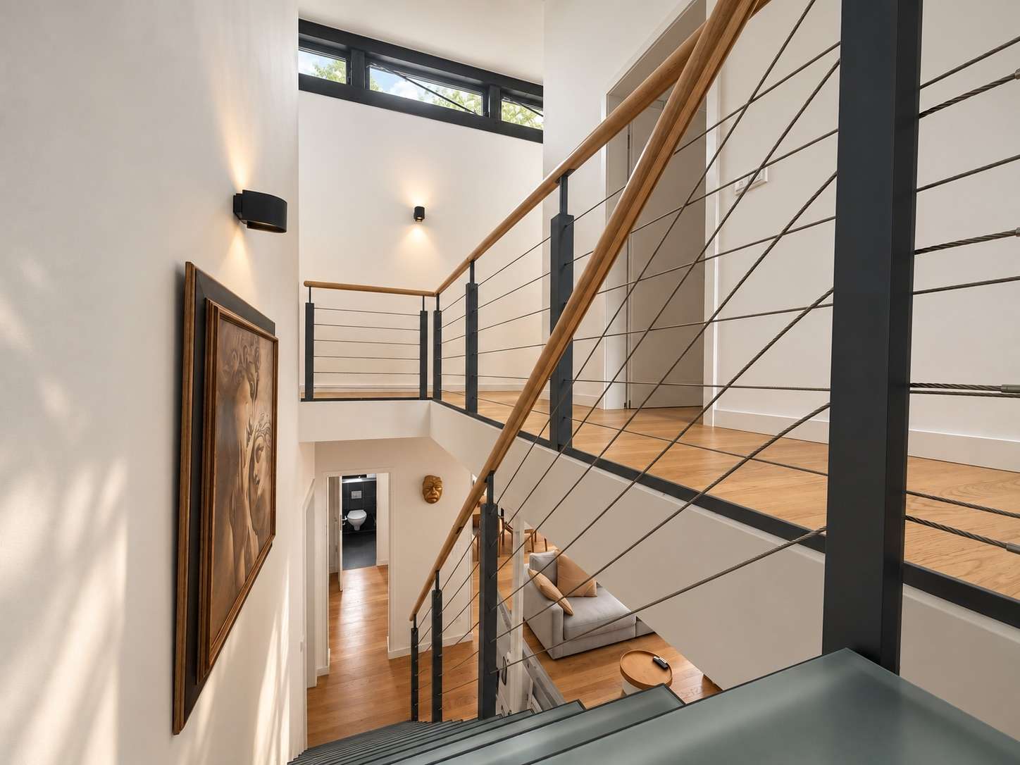 Villa in Topzustand und bester Lage! Luxuriös, modern, 9 Zimmer, Pool, Kamin, Sauna uvm. - Bild 2