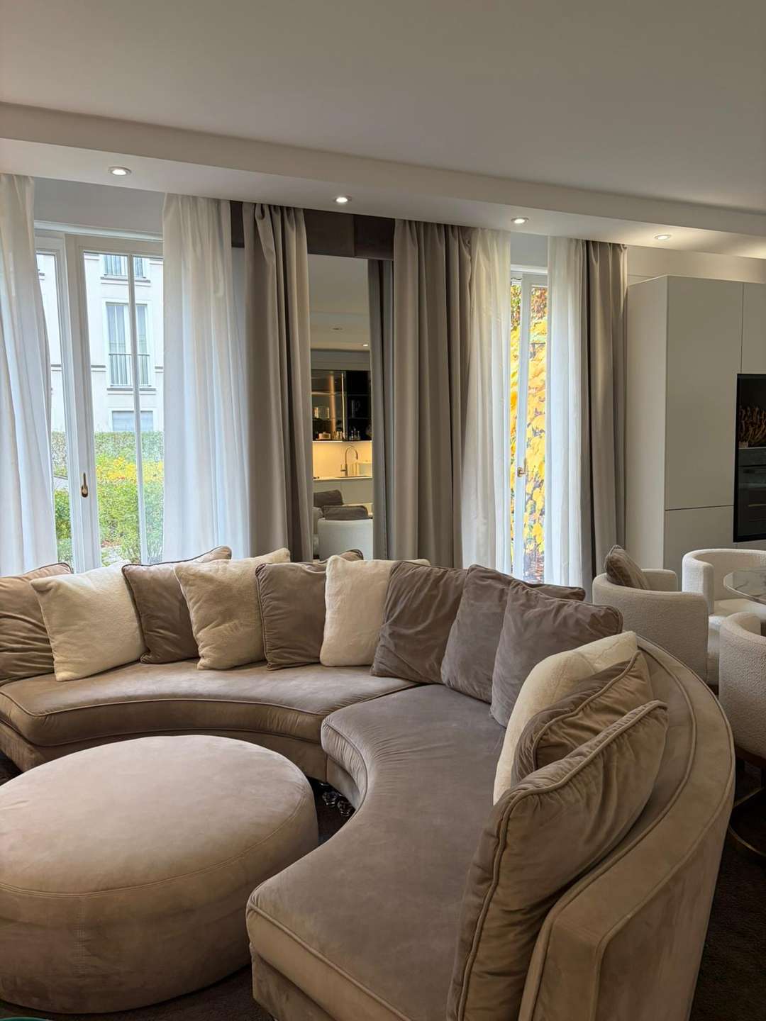 Prestigeträchtige Residenz in Grunewald mit privatem Außenrefugium – Bild 6