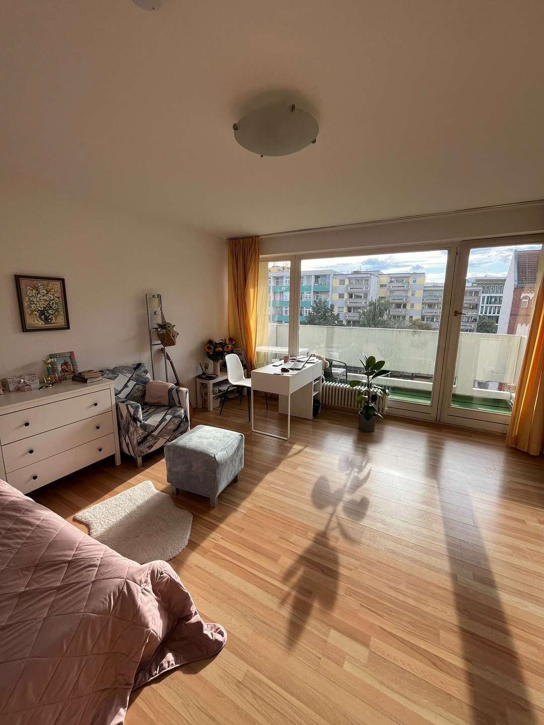 Chance für Anleger oder Selbstnutzer! Apartment mit Balkon für Singles am Potsdamer Platz - Bild 1