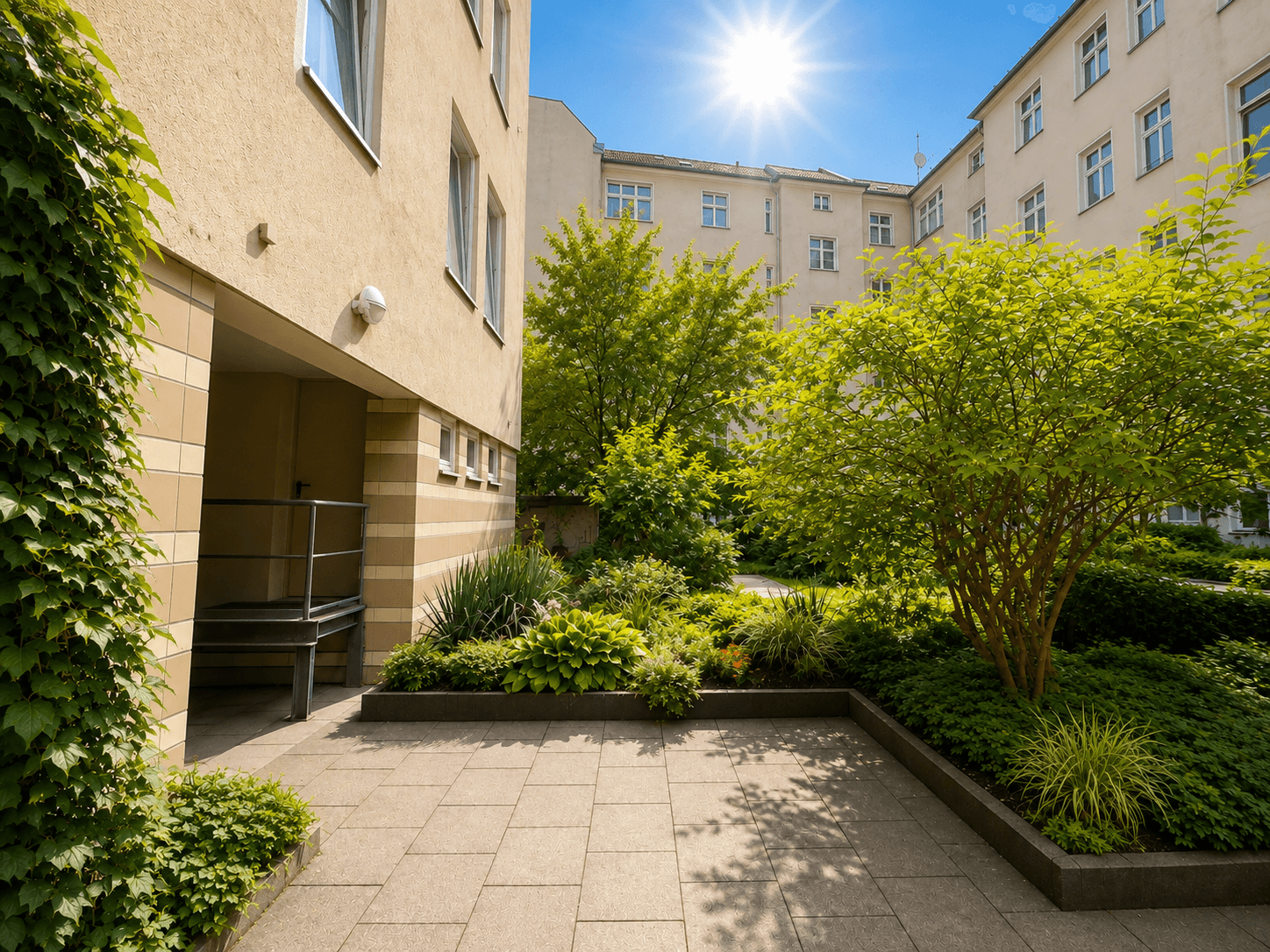 Sofort bezugsbereit! Lichtdurchflutete 2-Zimmer-Wohnung mit Balkon in begehrter Wohnlage! - Bild 8