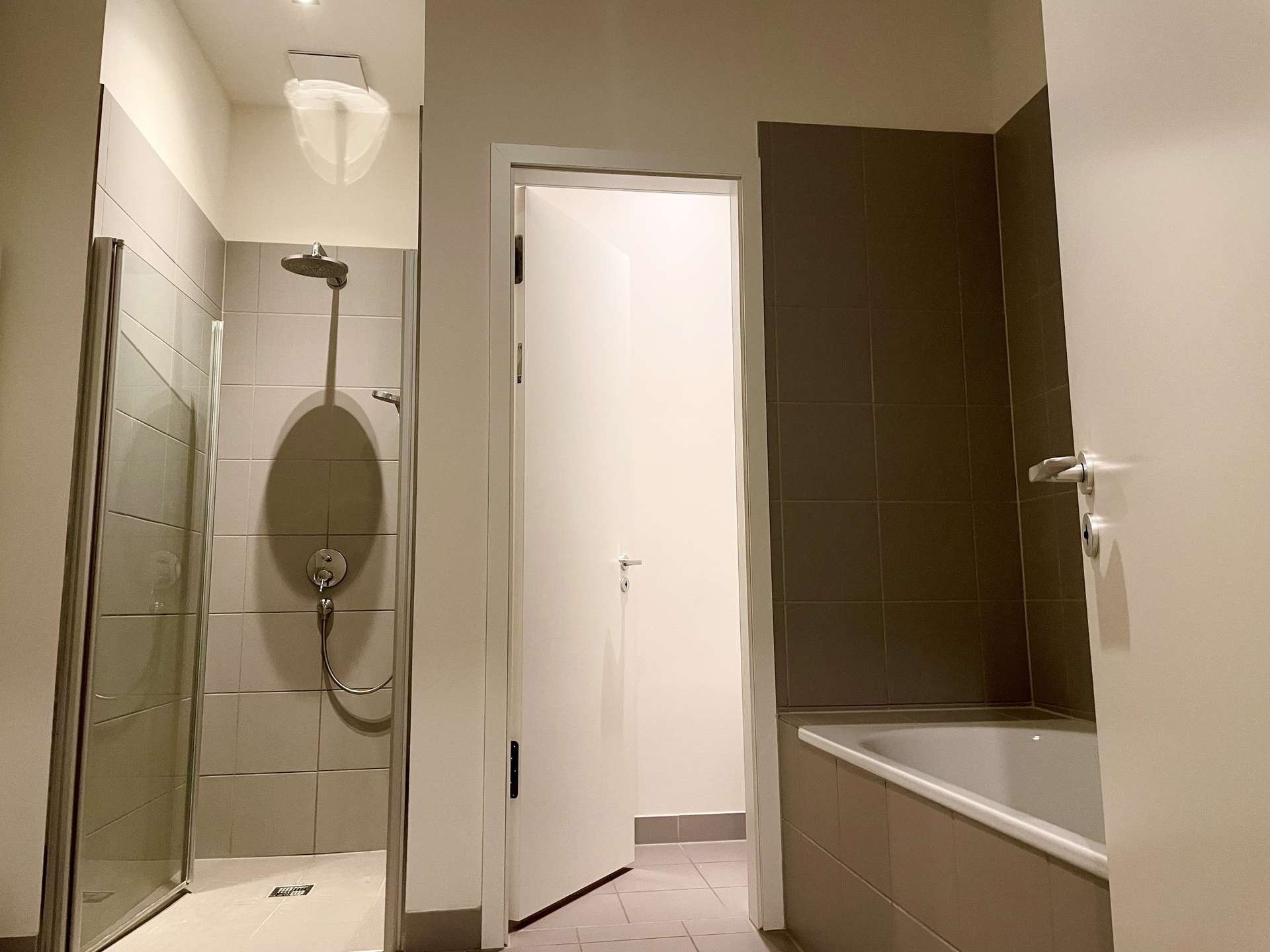 Designer-Loft mit 3,5 Zimmern – Wohnen, Arbeiten & Leben auf höchstem Niveau im Herzen von Mitte - Bild 7