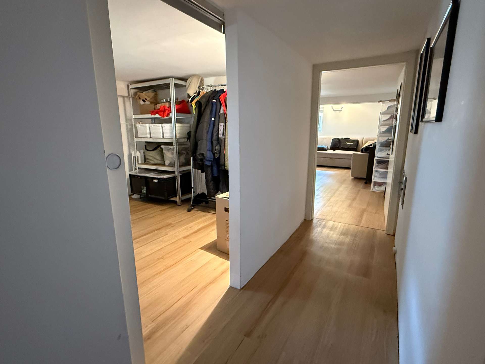 Exklusiv! Modernisiertes Zweifamilienhaus im Kaffeemühlenstil - Bild 17