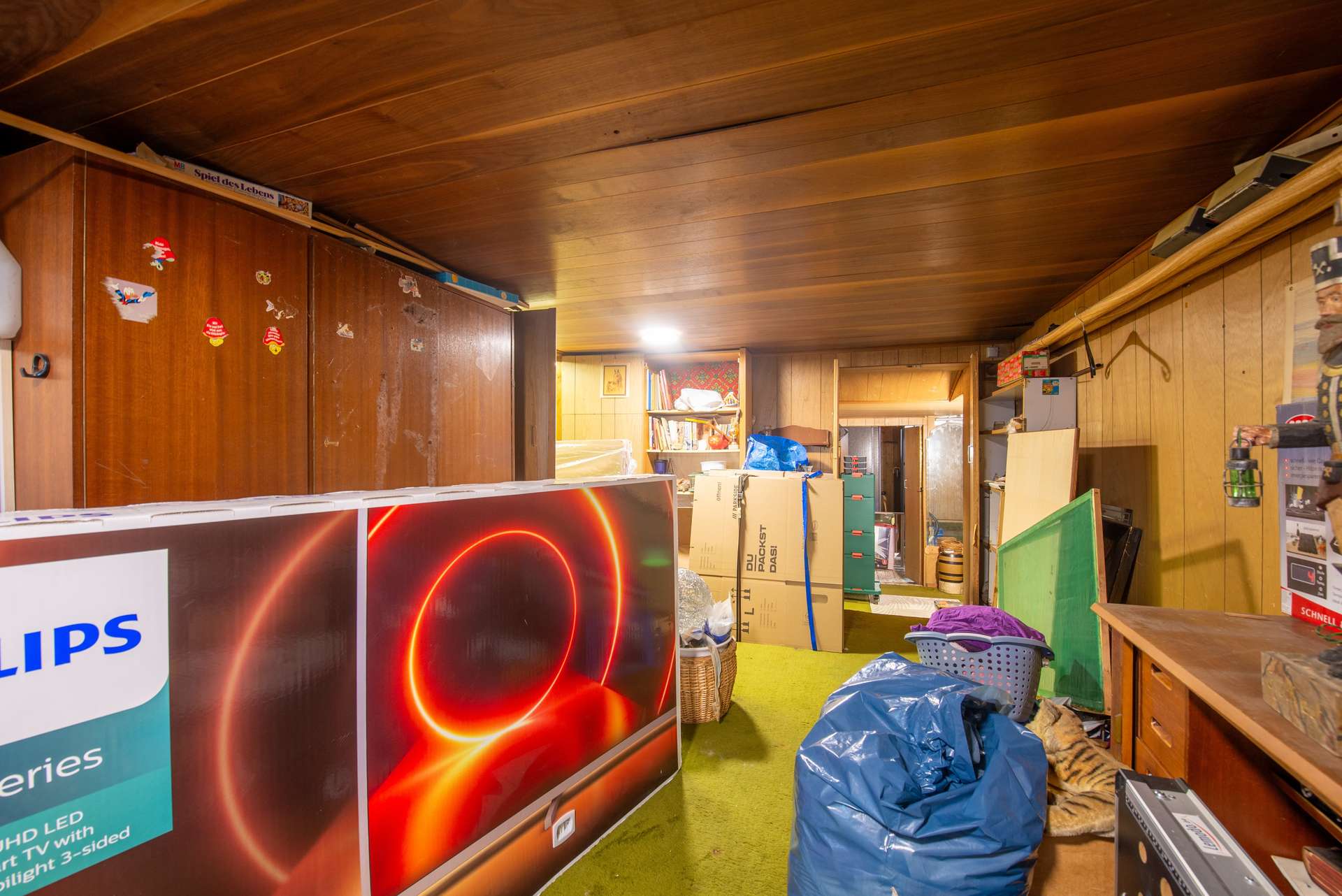 Freistehend wirkende DHH mit großem Garten, 3 separaten Wohnbereichen, Keller & Garage - Bild 25