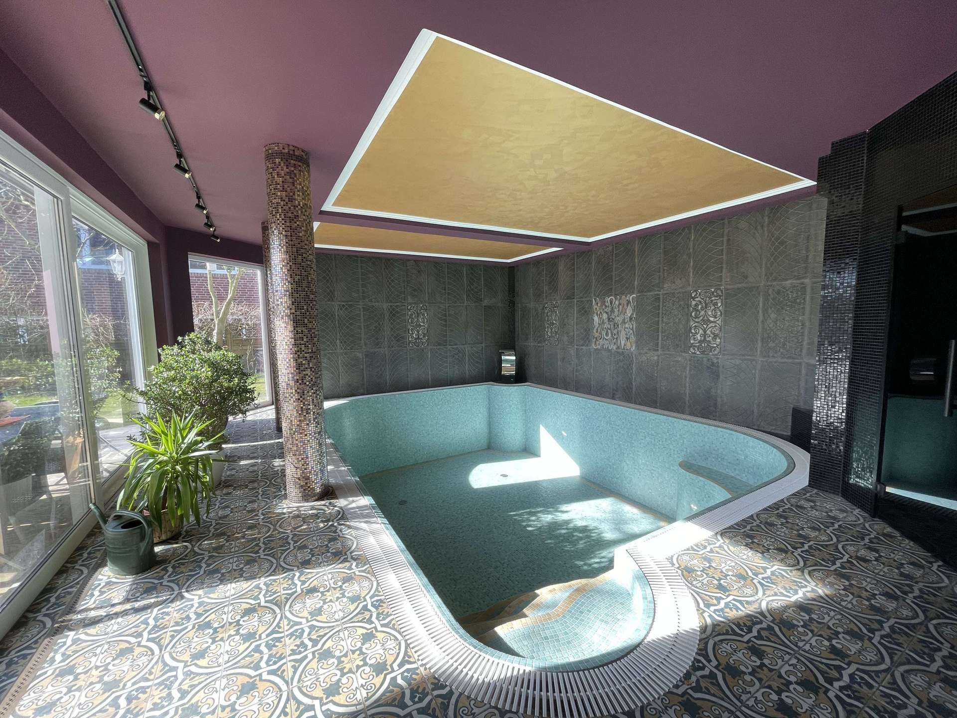 Exklusive Villa mit Sauna, 2 Garagen, Pool ca. 10 Min. von Berlin am Nieder Neuendorfer See! – Bild 3