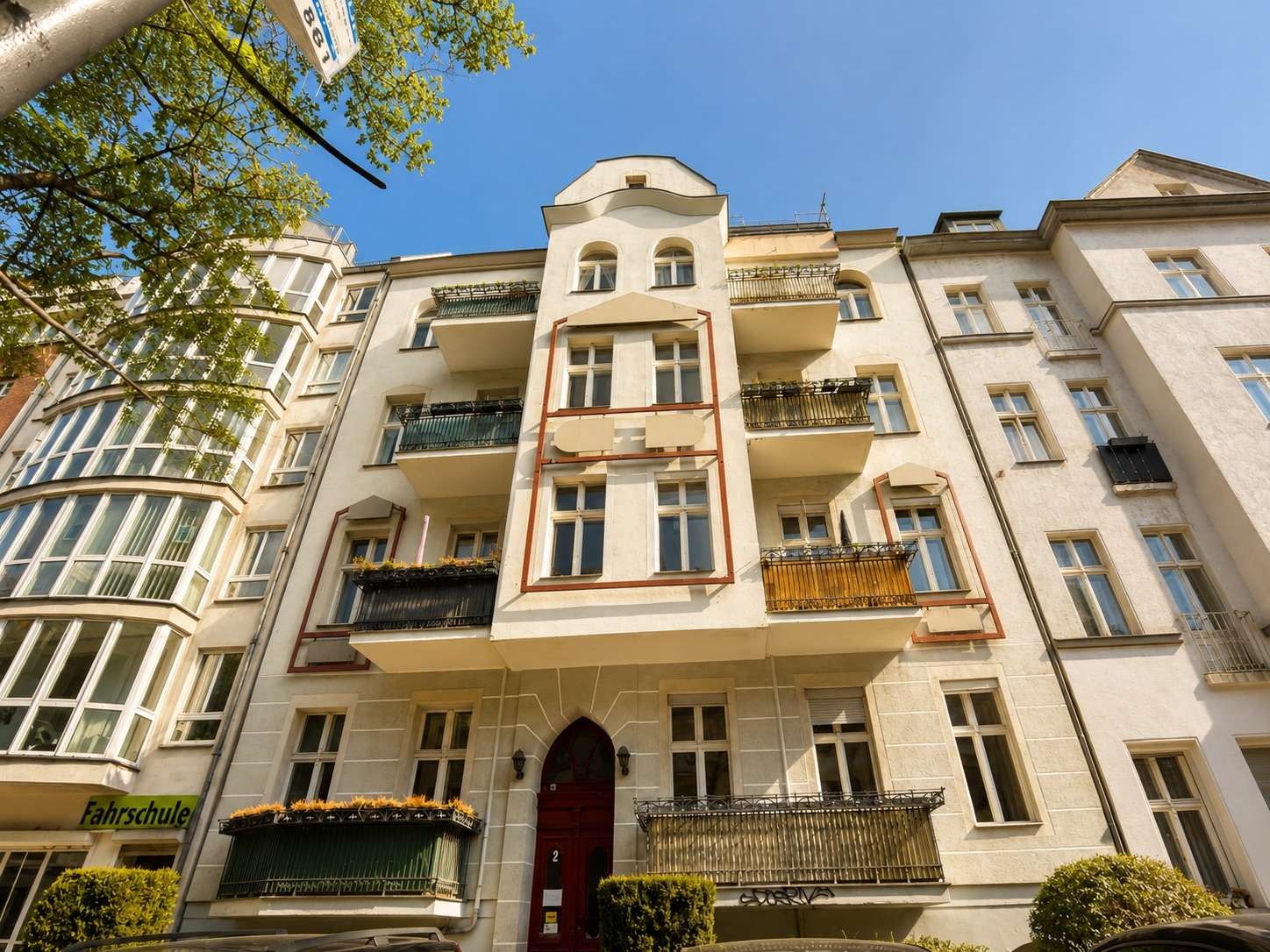 Modernisierte Maisonettewohnung mit individuellem Nutzungspotenzial in begehrter Lage nahe Steglitz
