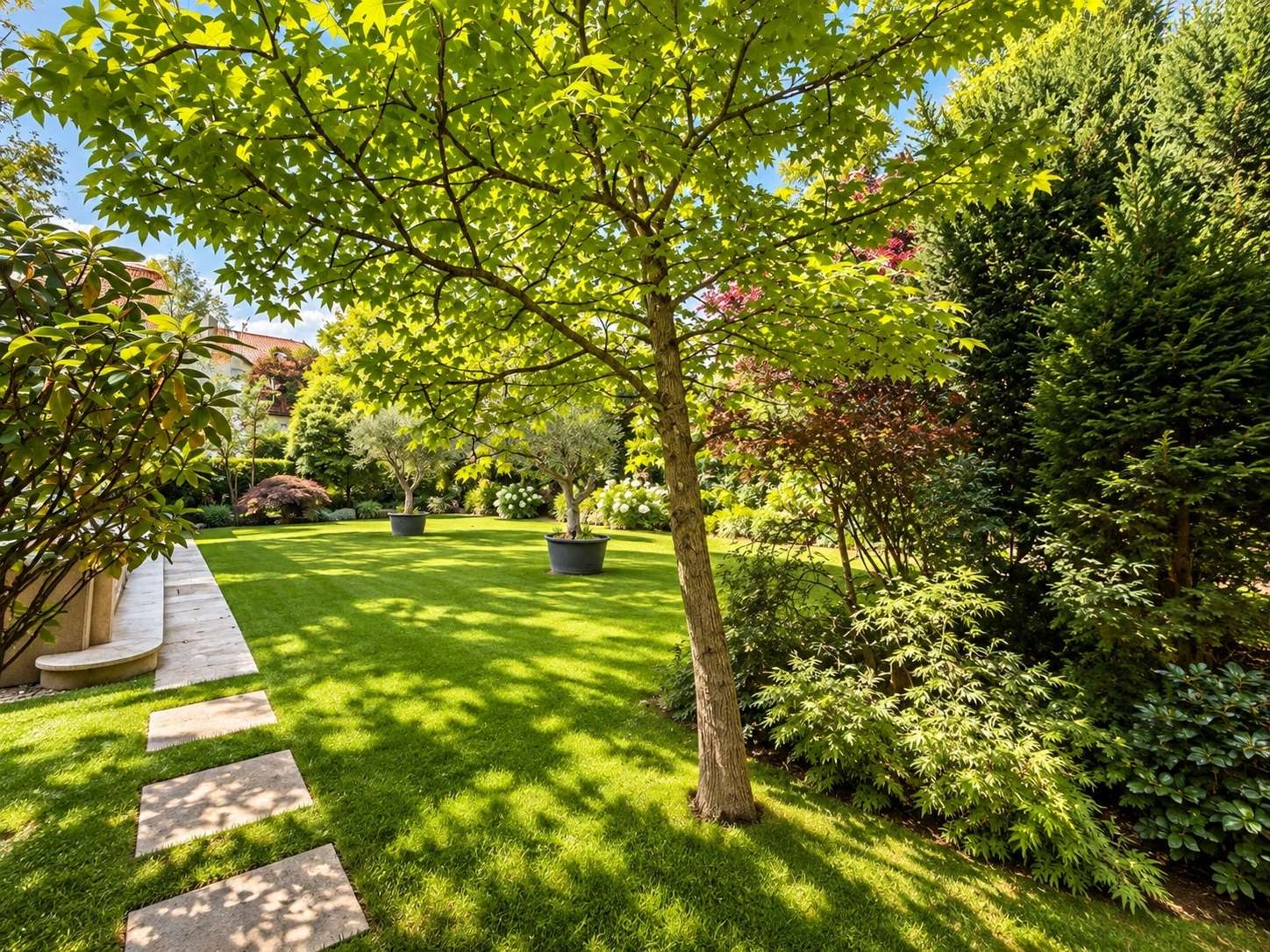 Haus im Haus! Einzigartiger Luxus mit Privatgarten: 6 Zi., Kamin uvm. in Bestlage - Bild 11