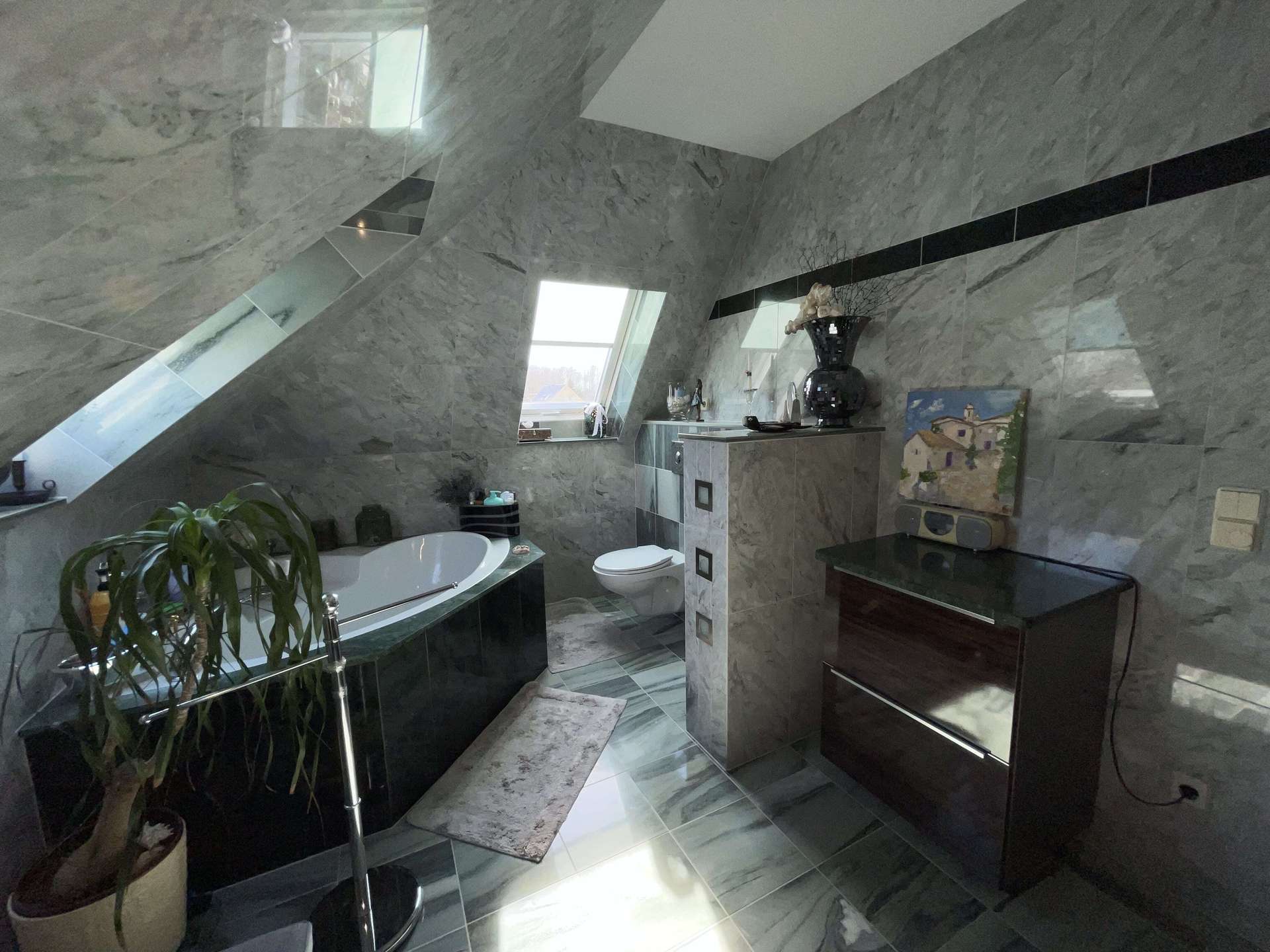 Exklusive Villa mit Sauna, 2 Garagen, Pool ca. 10 Min. von Berlin am Nieder Neuendorfer See! – Bild 9