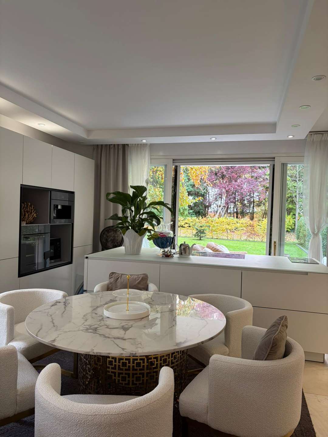 Prestigeträchtige Residenz in Grunewald mit privatem Außenrefugium – Bild 4