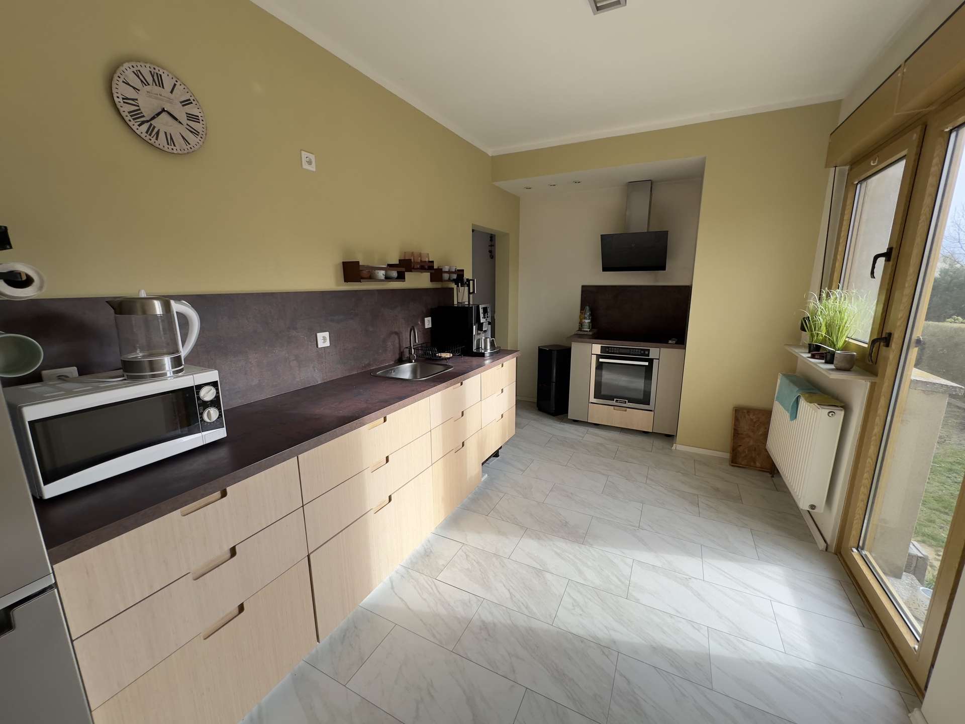 Teilsaniertes Einfamilienhaus in Zossen mit Solaranlage, Pool und Garage – Bild 7