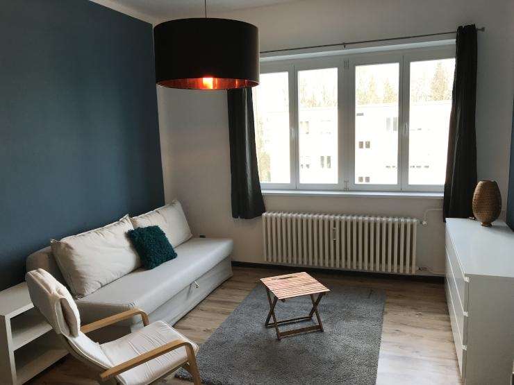 Bezugsfreie Wohnung in saniertem Zustand mit Süd-West-Balkon und Einbauküche - Bild 2