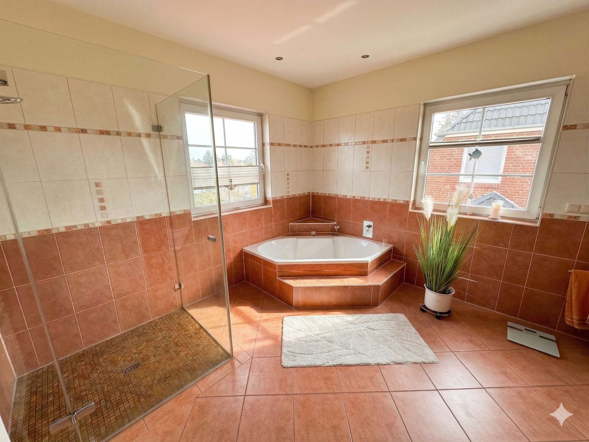 Traumhafte Stadtvilla mit Doppelgarage und A+ Energieeffizienz in familienfreundlicher Lage – Bild 8