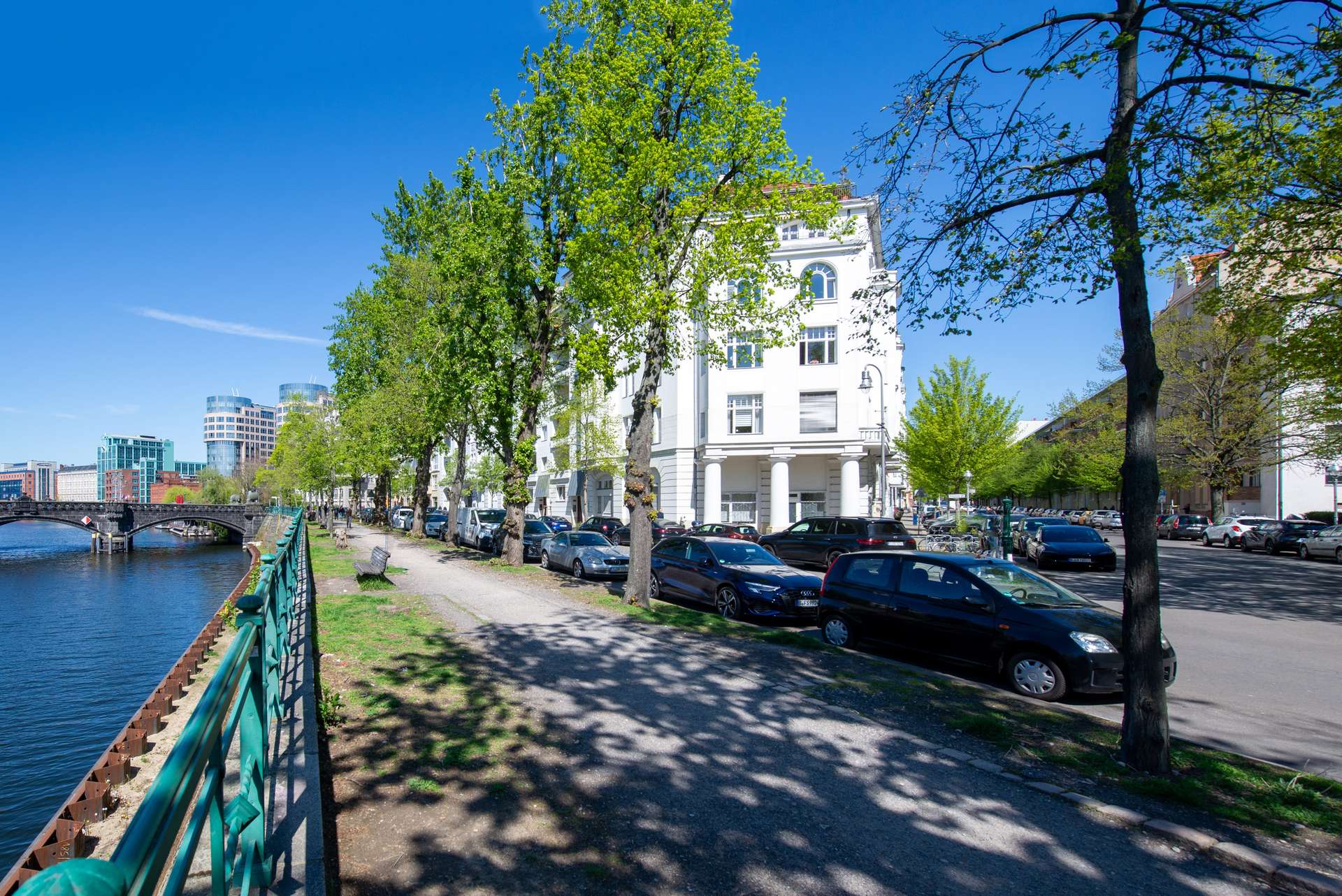 Exklusives Altbaujuwel, beeindruckende 180m2 Wohnfläche mit Blick auf die Spree - Bild 9