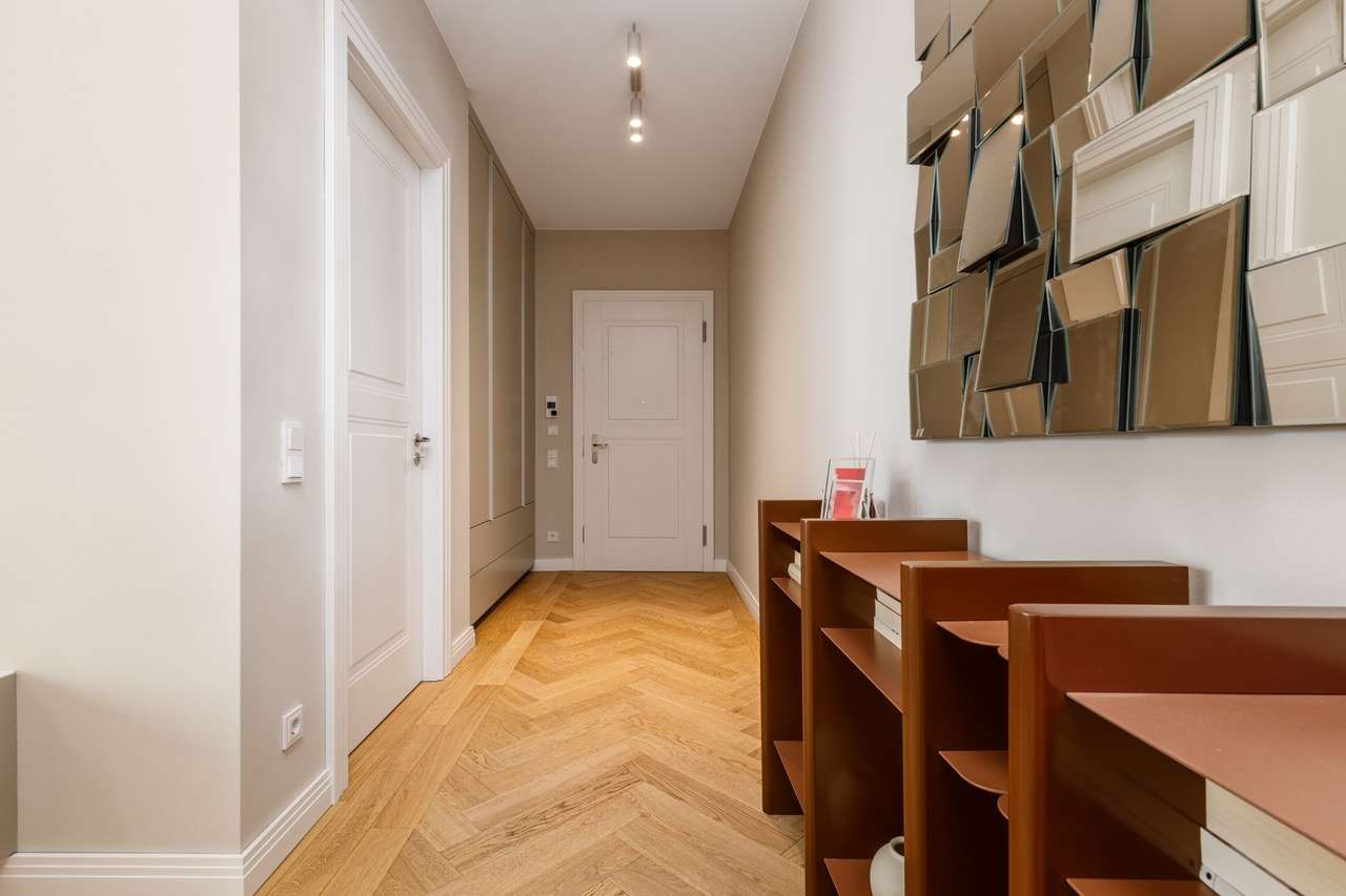 Exklusive 4-Zimmer-Wohnung mit hochwertiger Möblierung - Bild 16