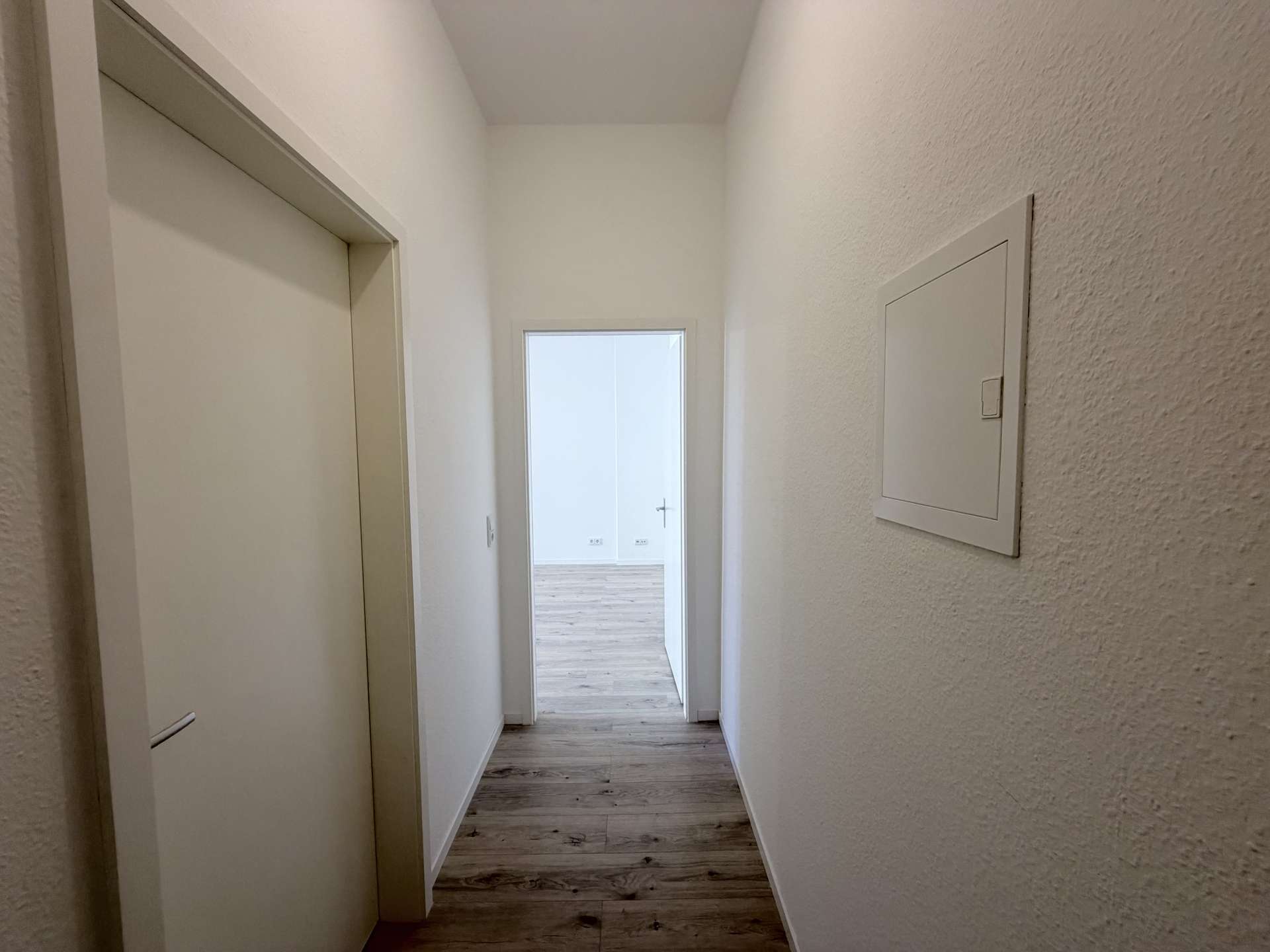 Bezugsfrei! Renovierte Wohnung für Singles oder Paare in Toplage von Pankow – Bild 2