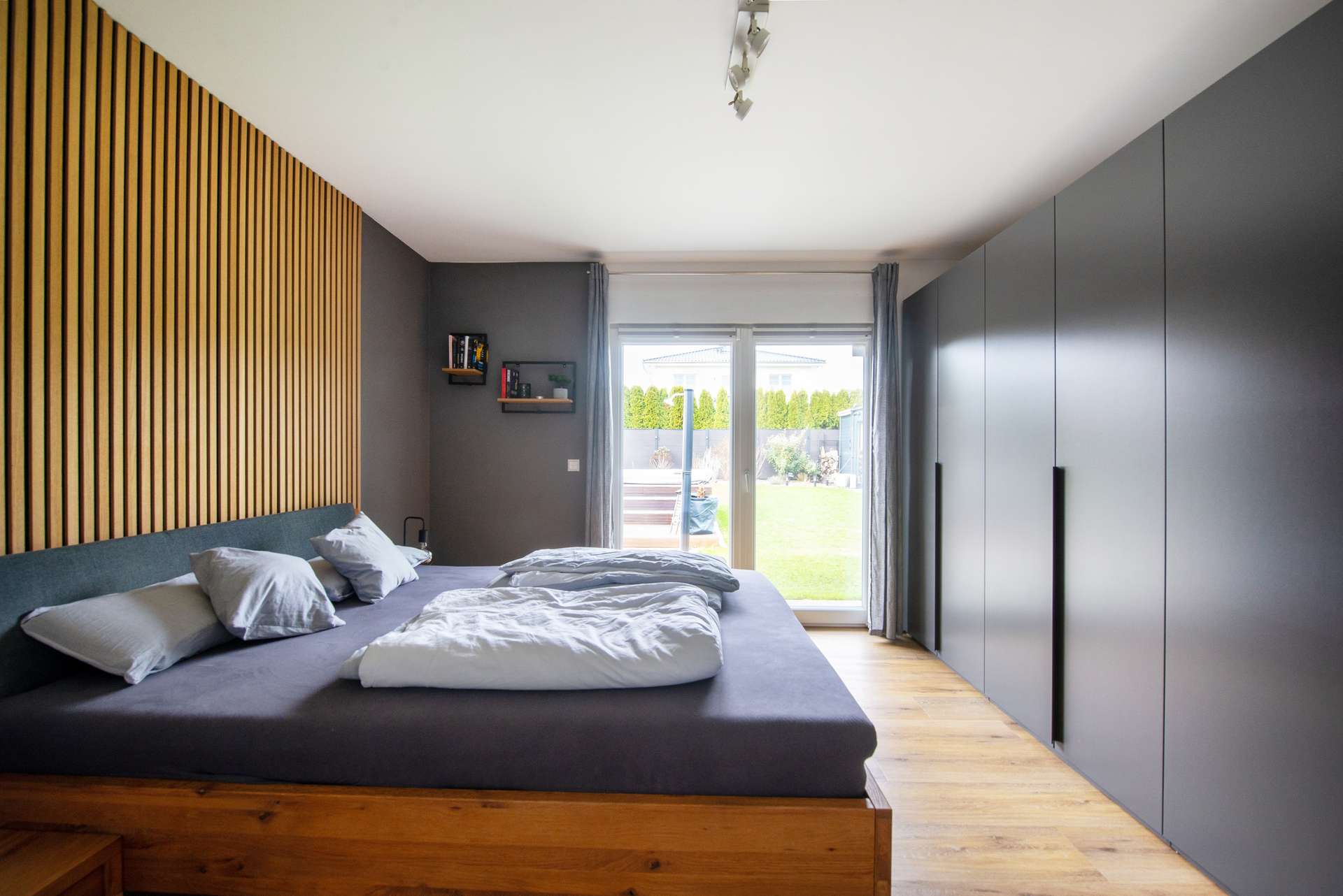 Familientraum in Berlin-Rudow: Einfamilienhaus mit großem Garten & Wintergarten – Bild 6