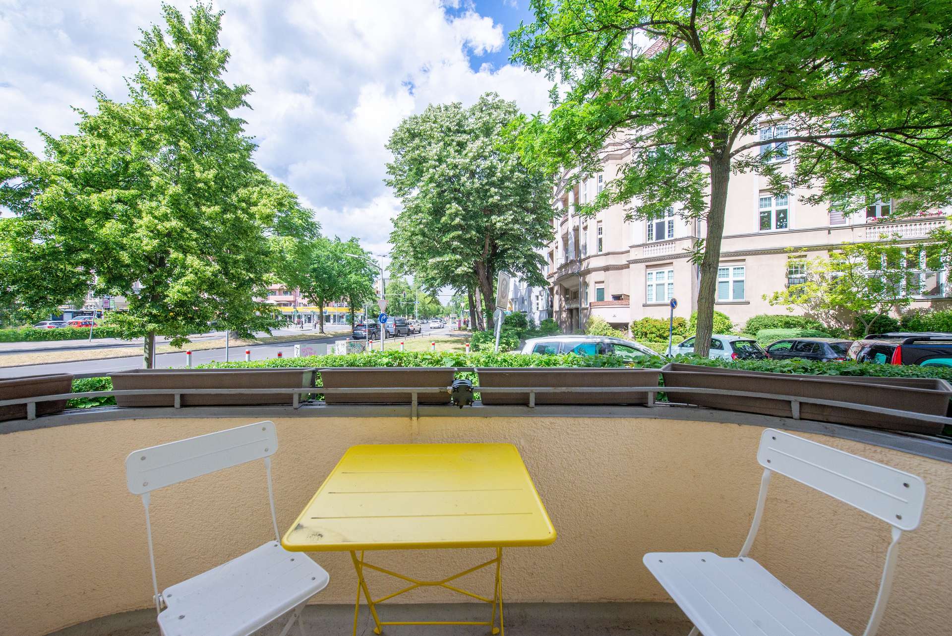 Stilvoll modernisierte Altbauwohnung mit Balkon am Stadtpark Steglitz - Bild 7