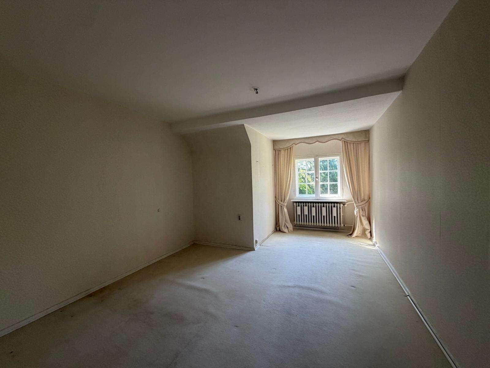 Repräsentatives Anwesen mit Sanierungspotential in exklusiver Lage von Wannsee - Bild 7