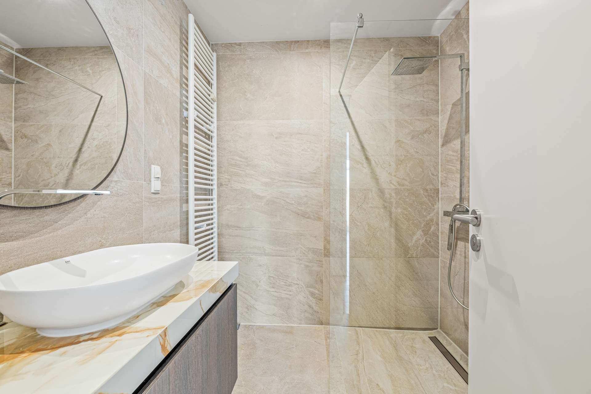 181 m² Wohnkomfort über den Dächern Berlins – Ein Angebot, das Maßstäbe setzt - Bild 12