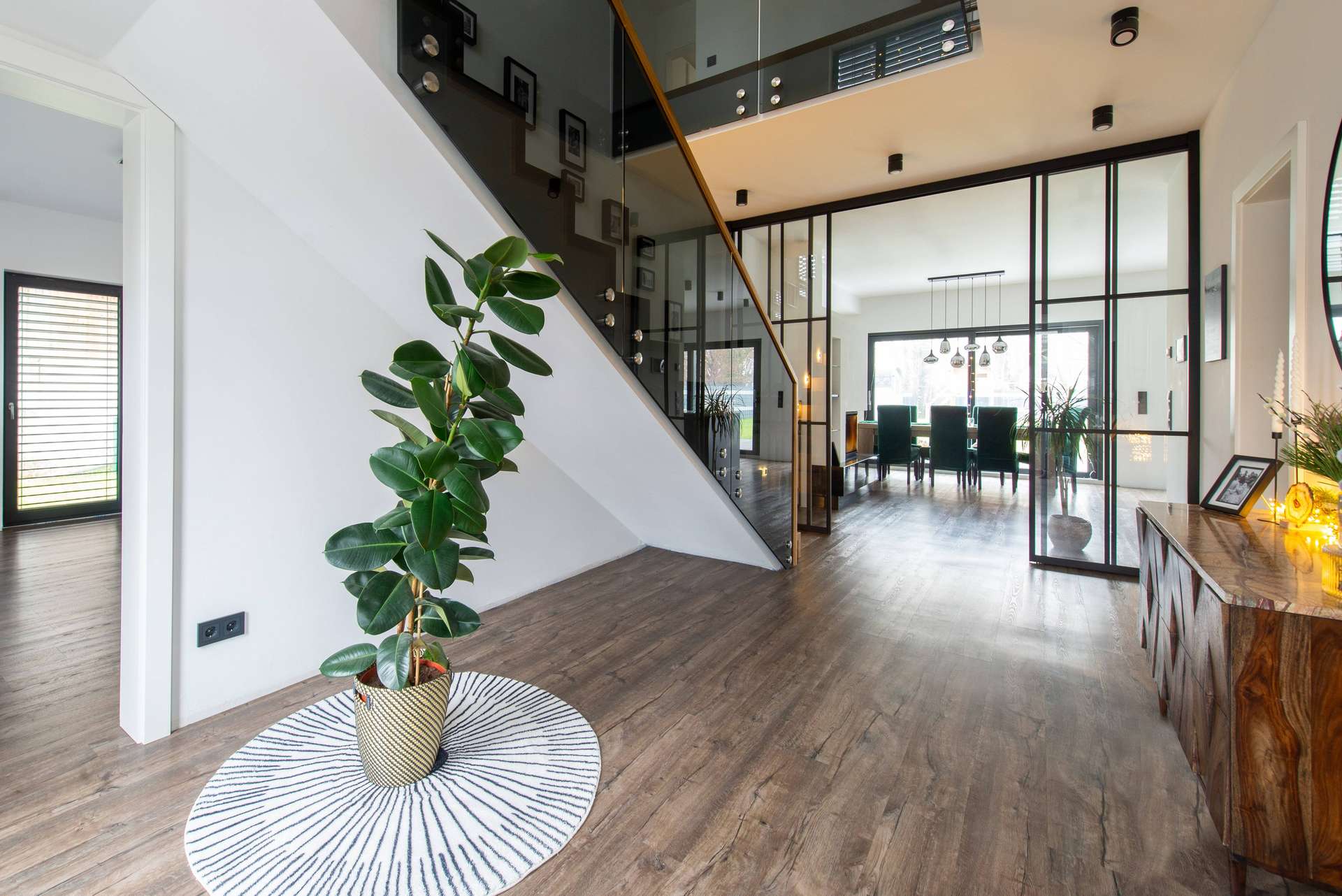 Purer Luxus! Exklusive Architektenvilla am Havelkanal bietet alles, was das Herz begehrt! – Bild 7