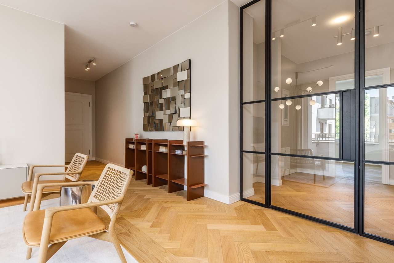Exklusive 4-Zimmer-Wohnung mit hochwertiger Möblierung - Bild 26