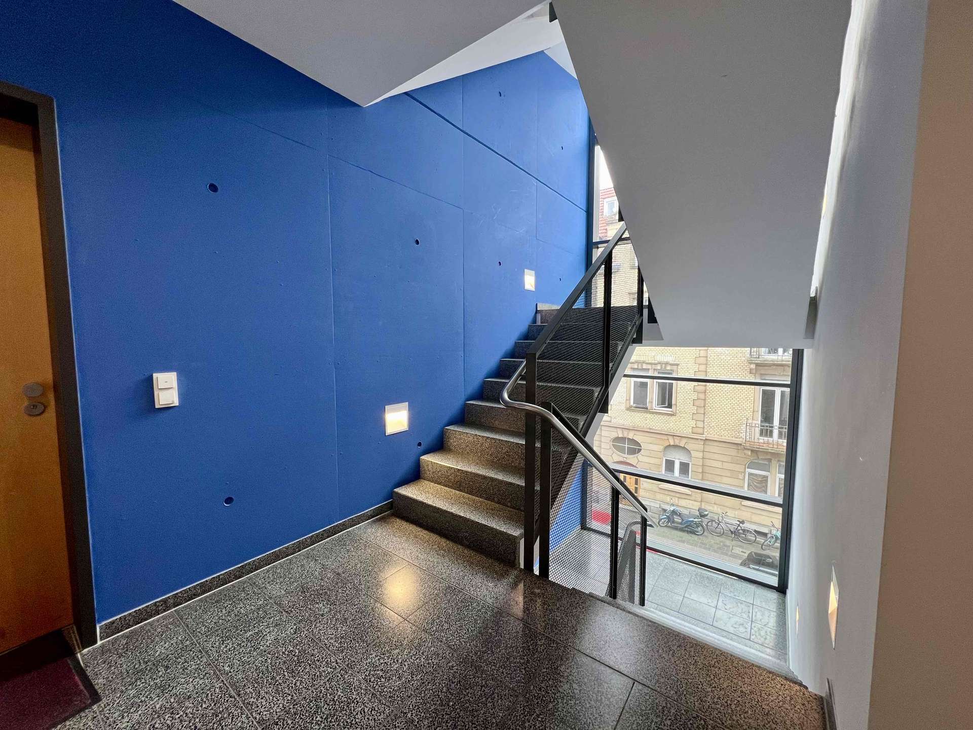 Top-Investment in Heidelberg: Studentenwohnhaus & Bürogebäude mit Erweiterungsfläche in super Lage - Bild 3