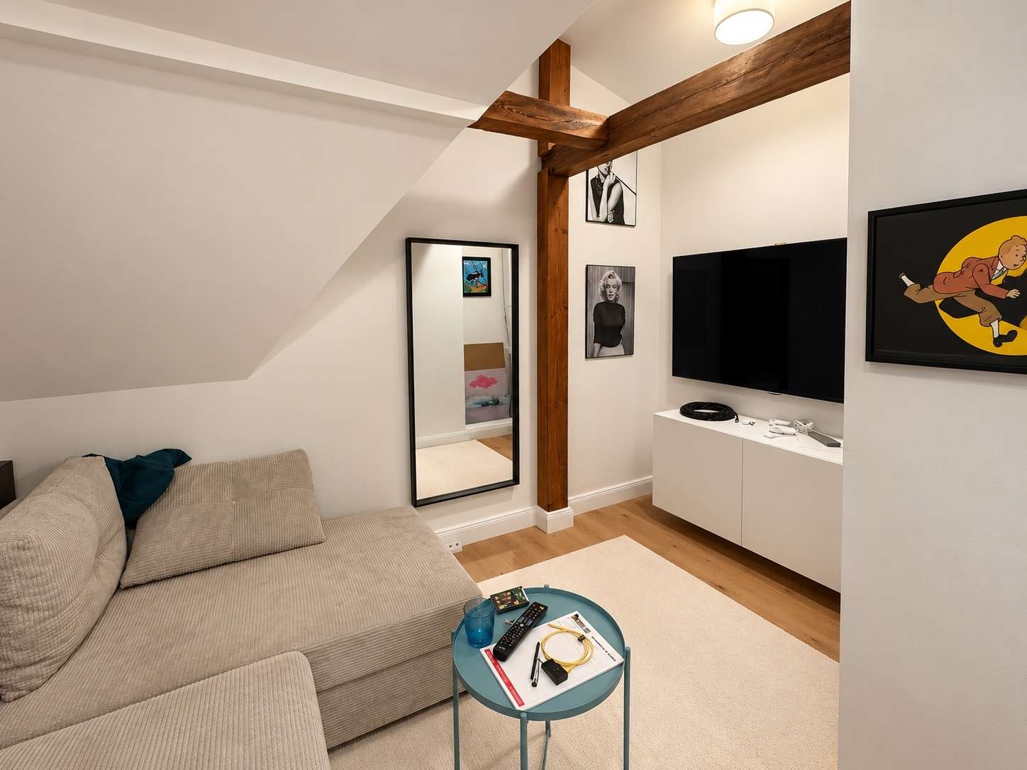 Modernisierte Dachgeschosswohnung, voll möbliert & sofort bezugsfrei! - Bild 4